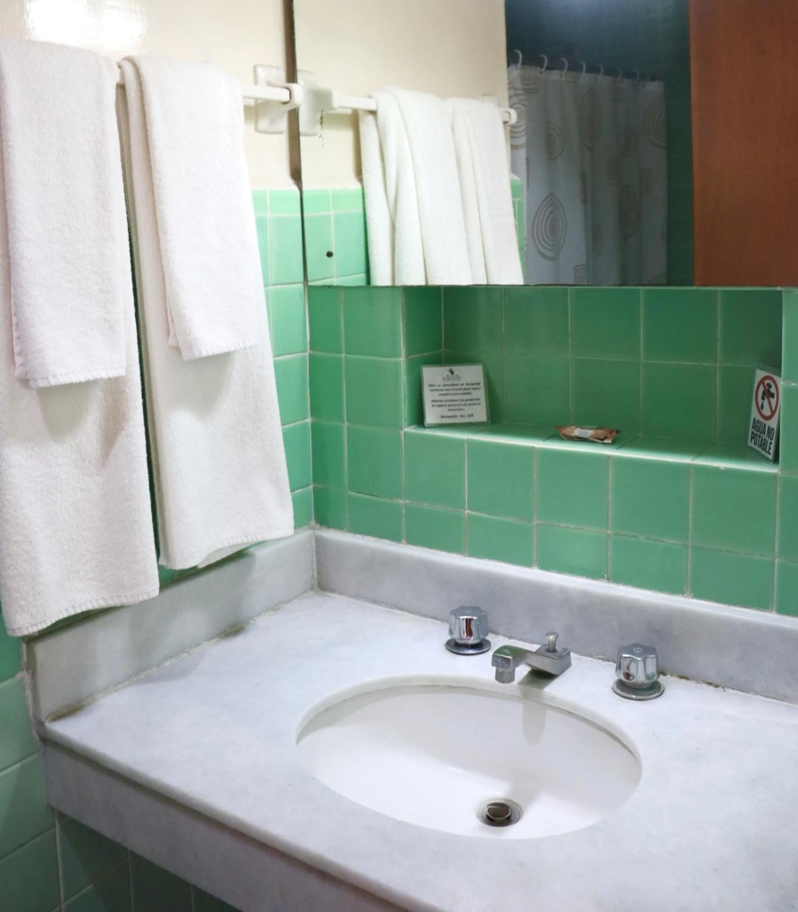 Bathroom in Hotel Calvete