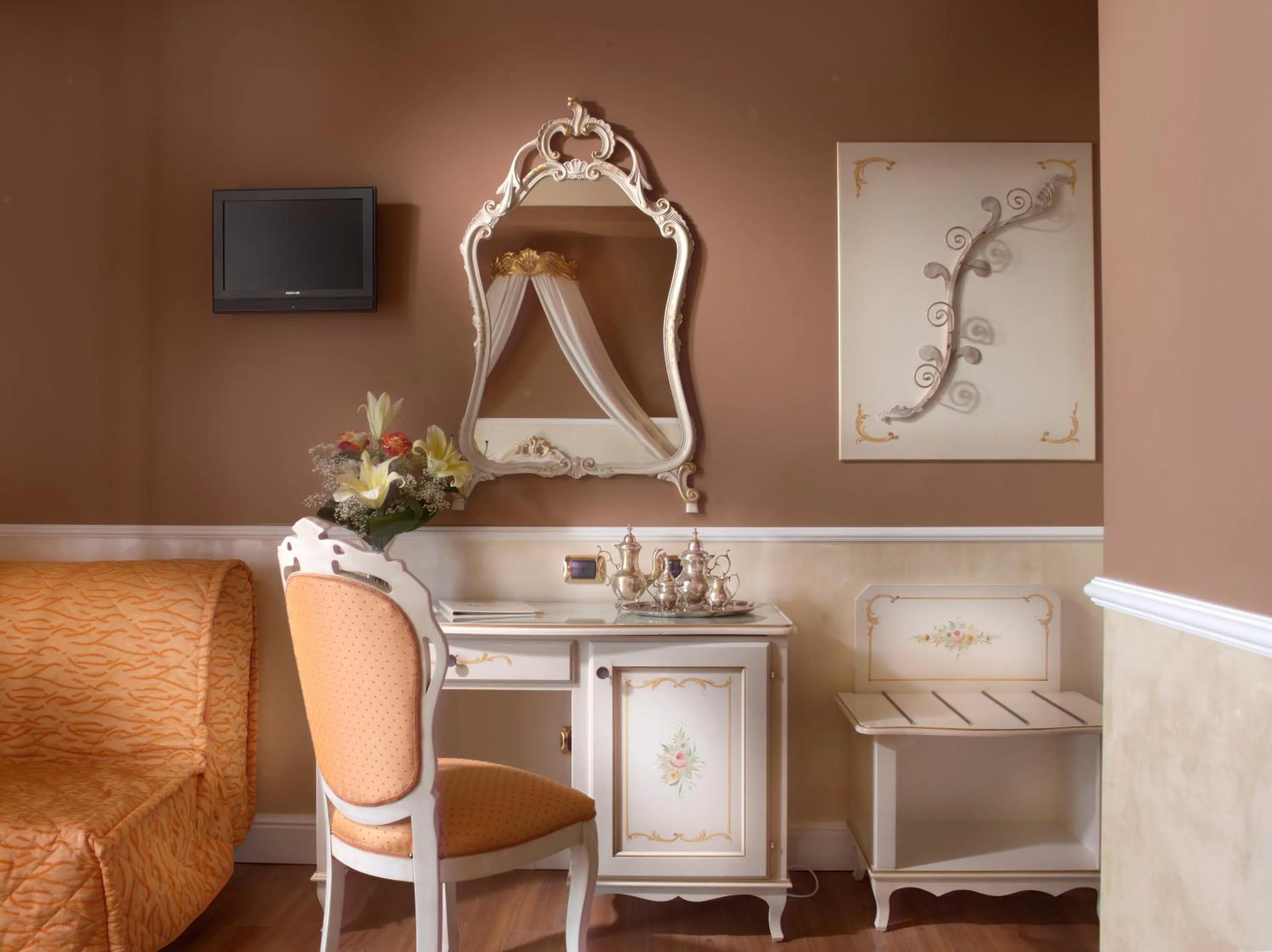 TV and multimedia in Hotel Confine