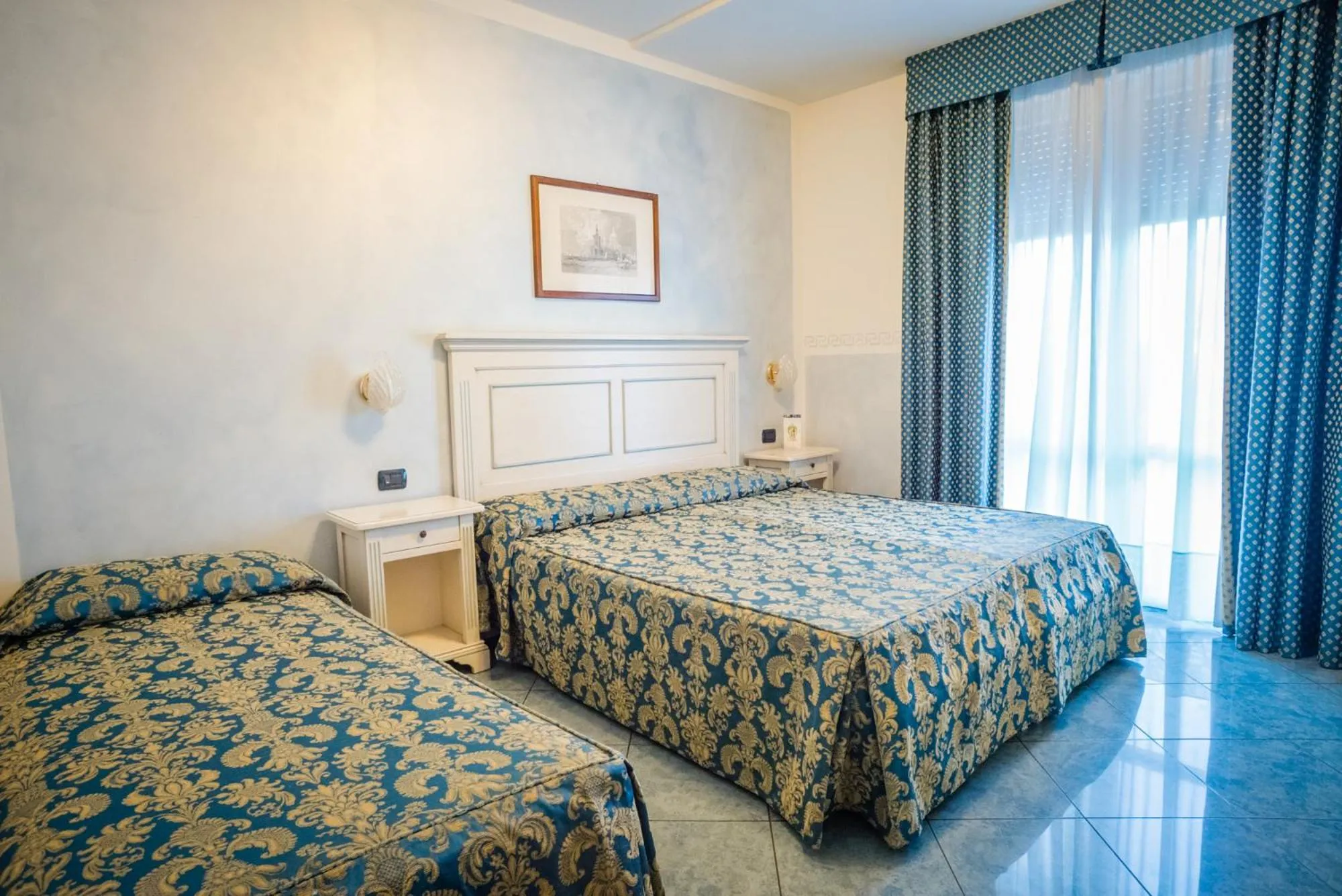 Bed in Hotel Confine