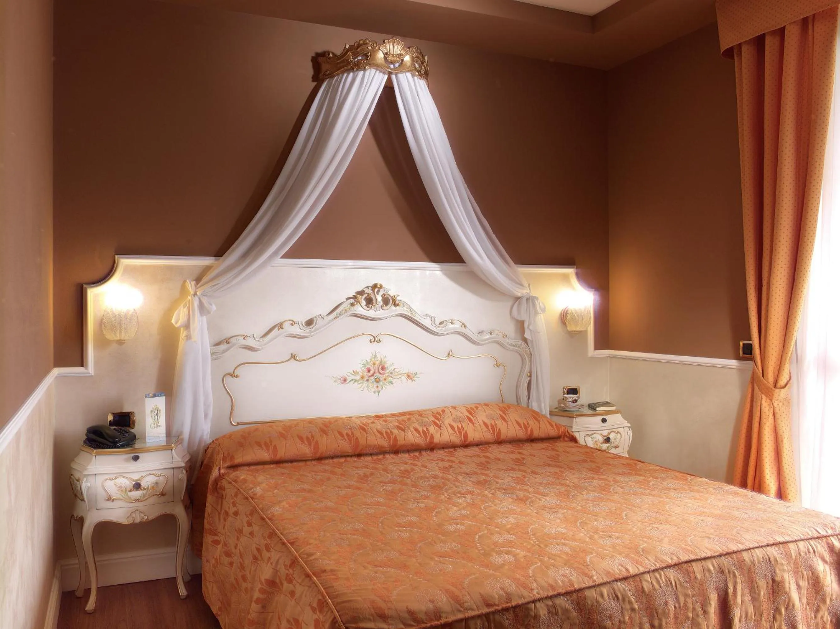 Bed in Hotel Confine