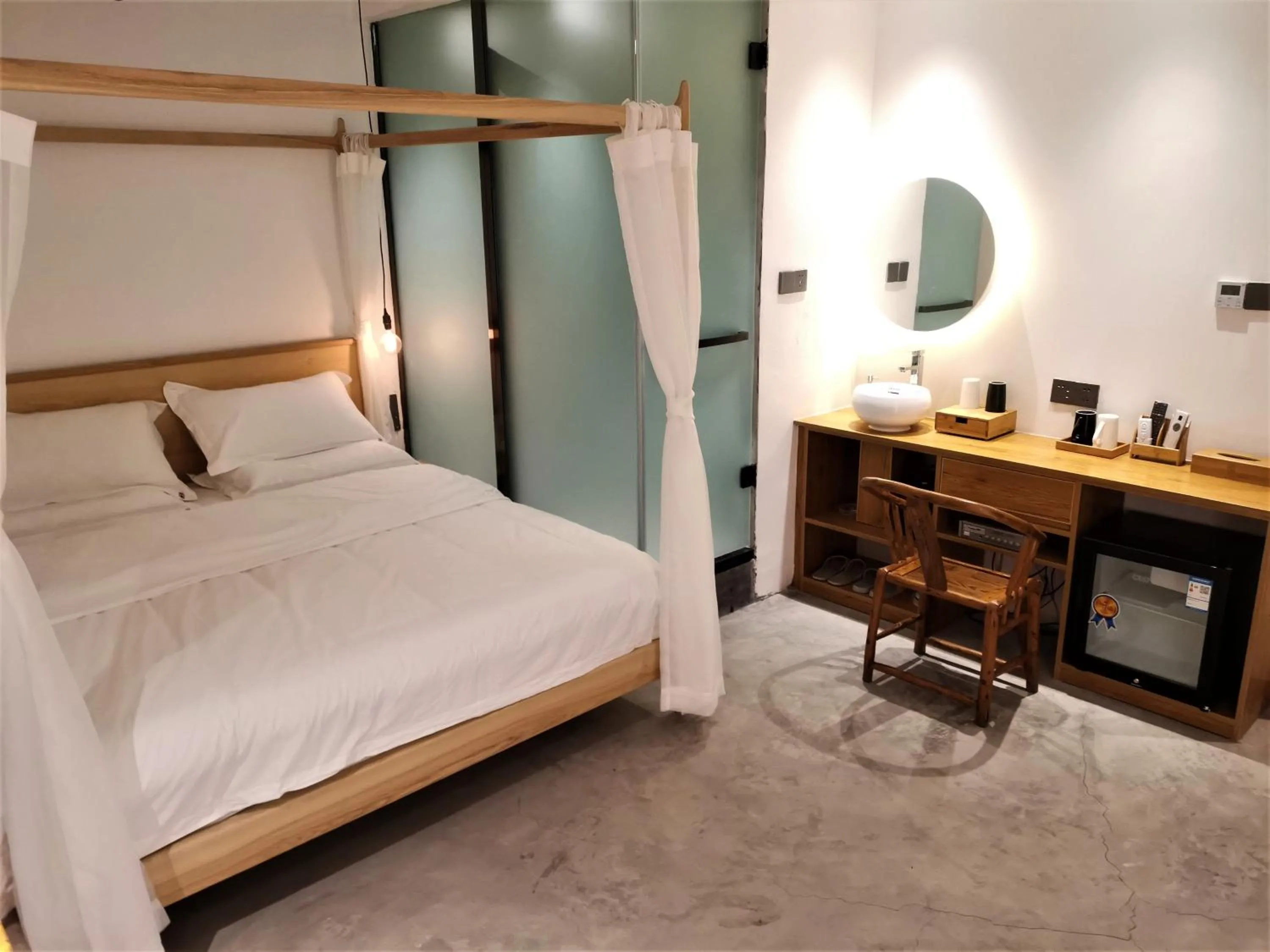 Bed in Moonlight Hotel