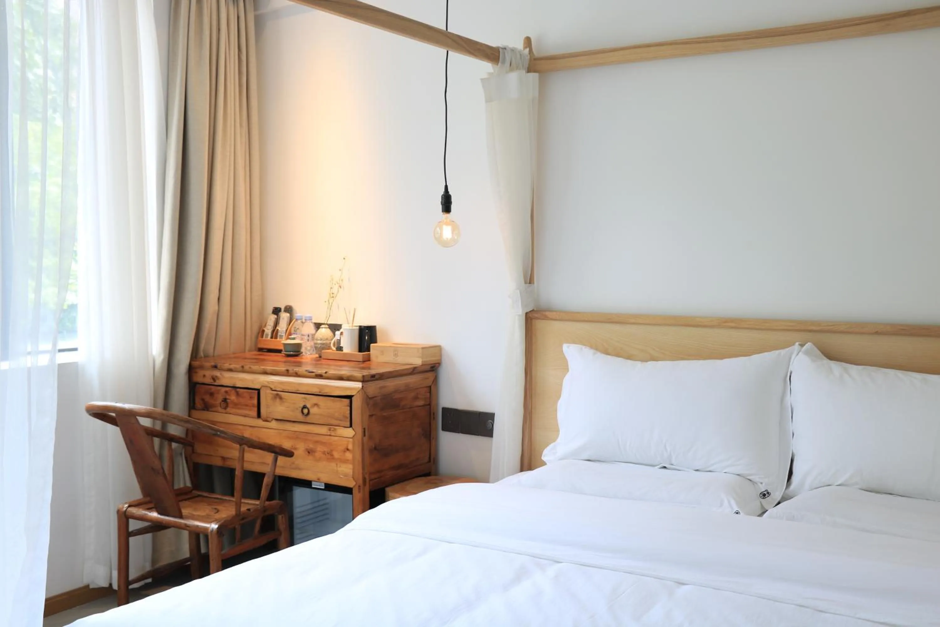 Bed in Moonlight Hotel