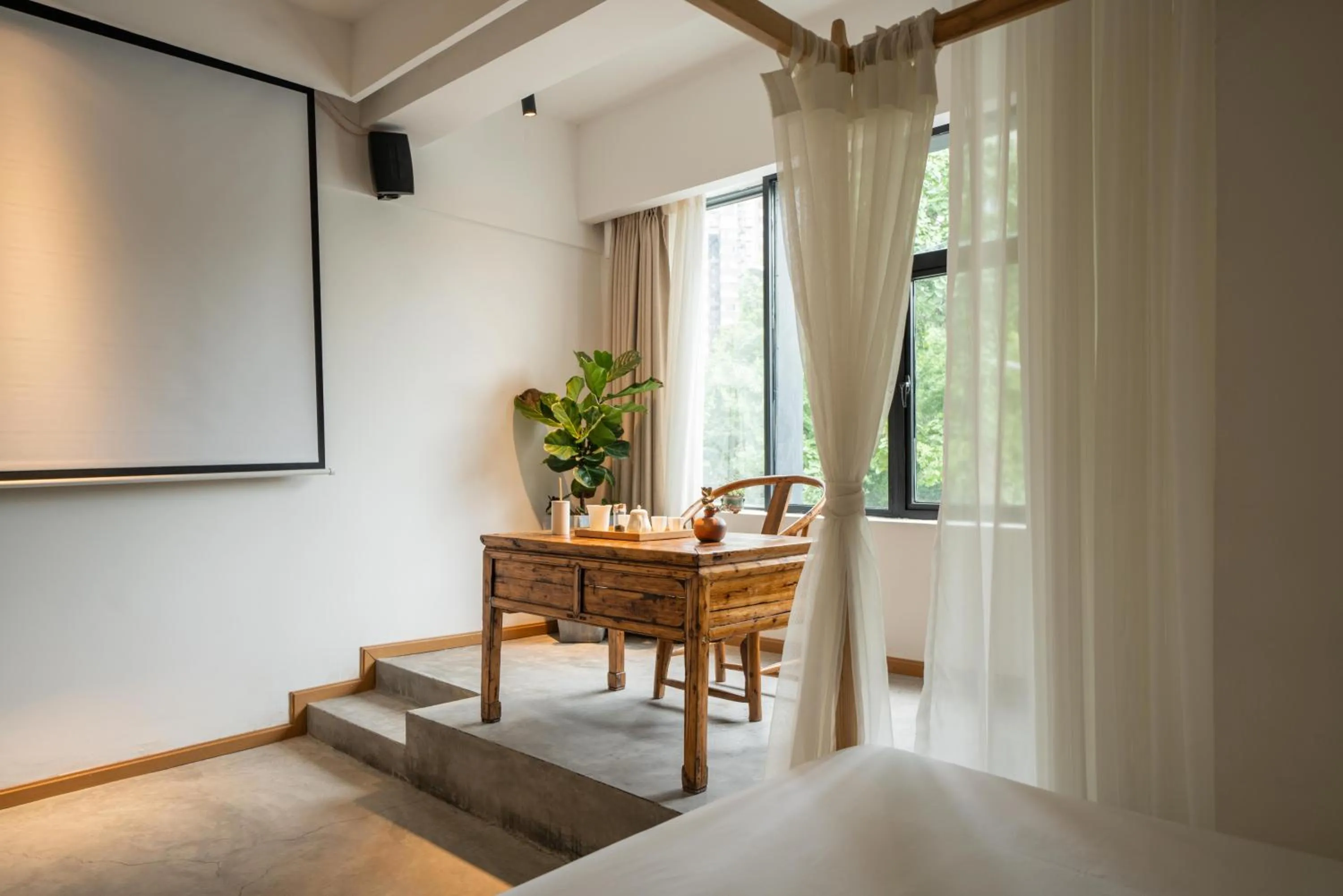 Bed in Moonlight Hotel