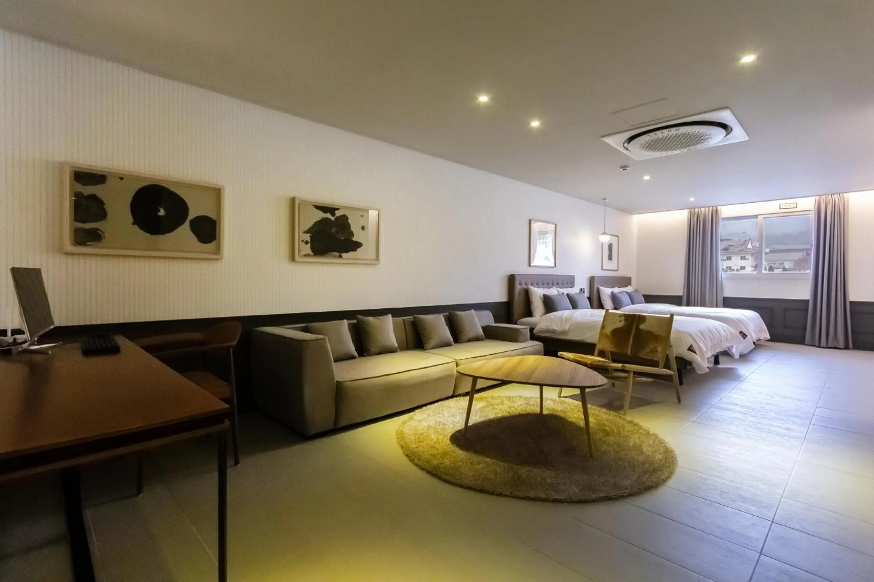 Brown Dot Hotel Gyeongju