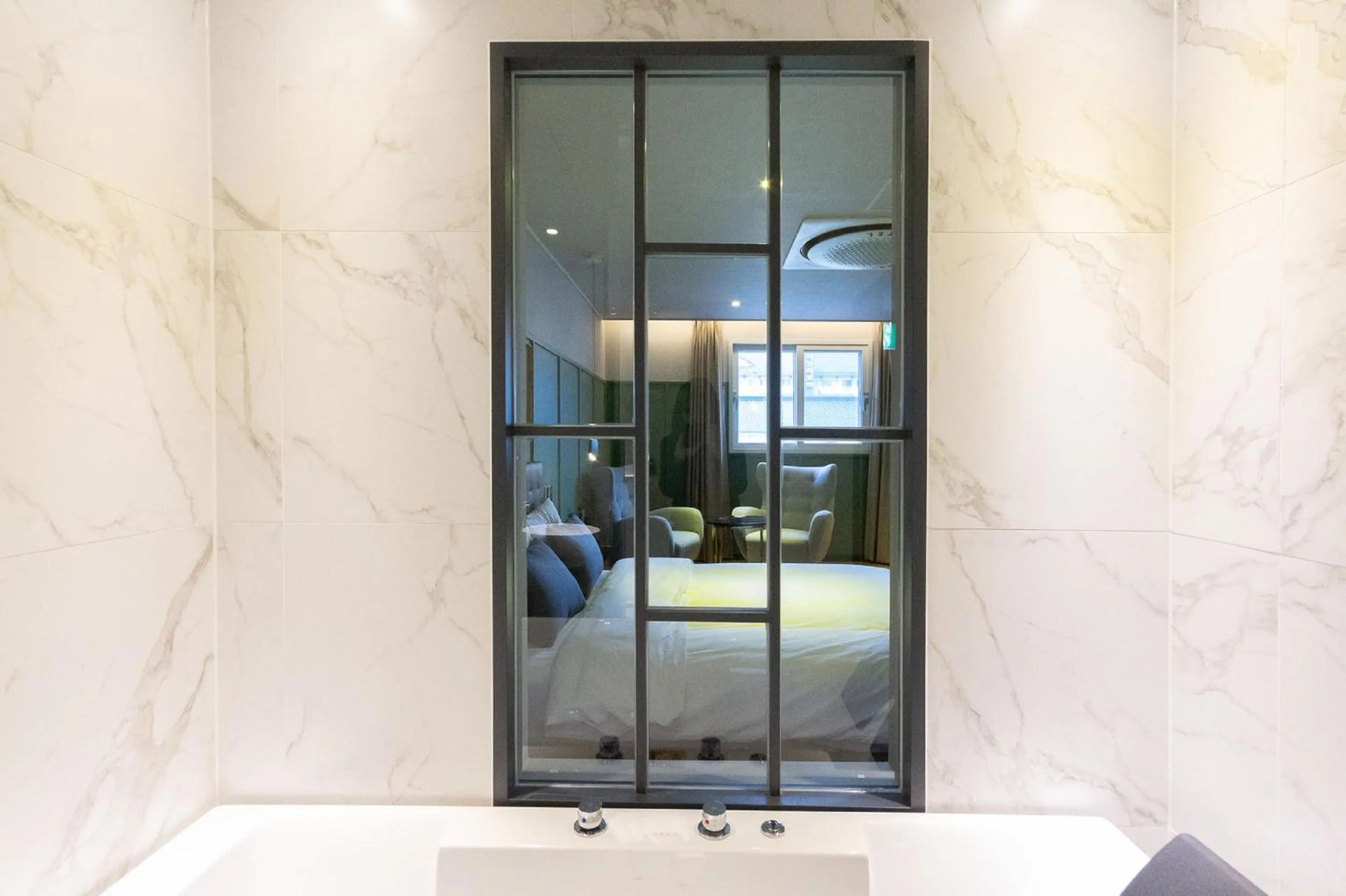 Brown Dot Hotel Gyeongju