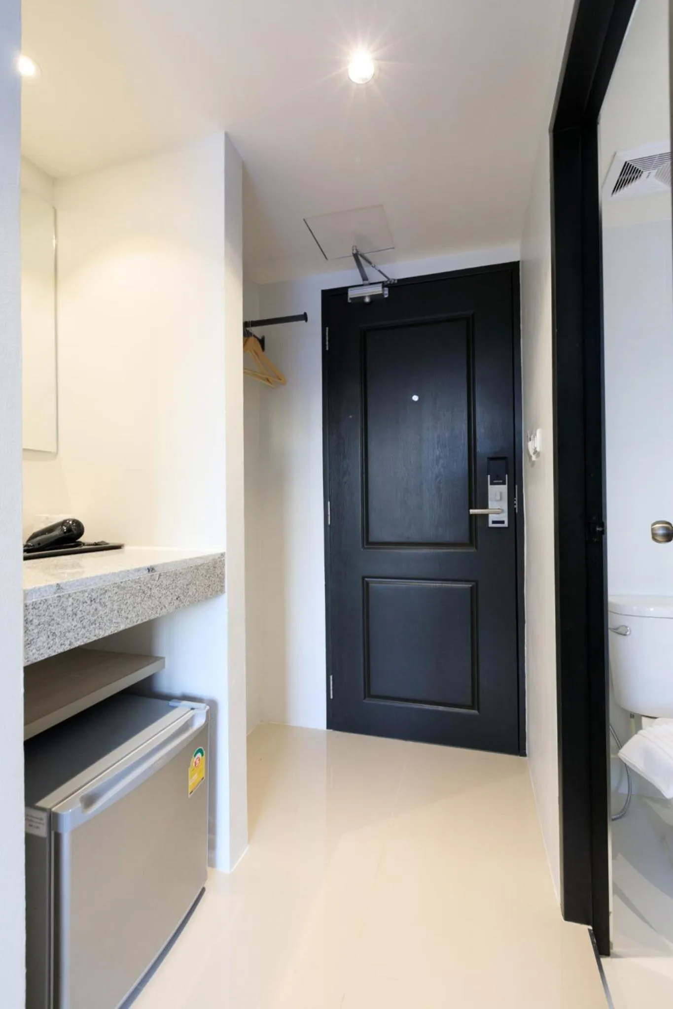 Communal kitchen in Prima House Pattaya