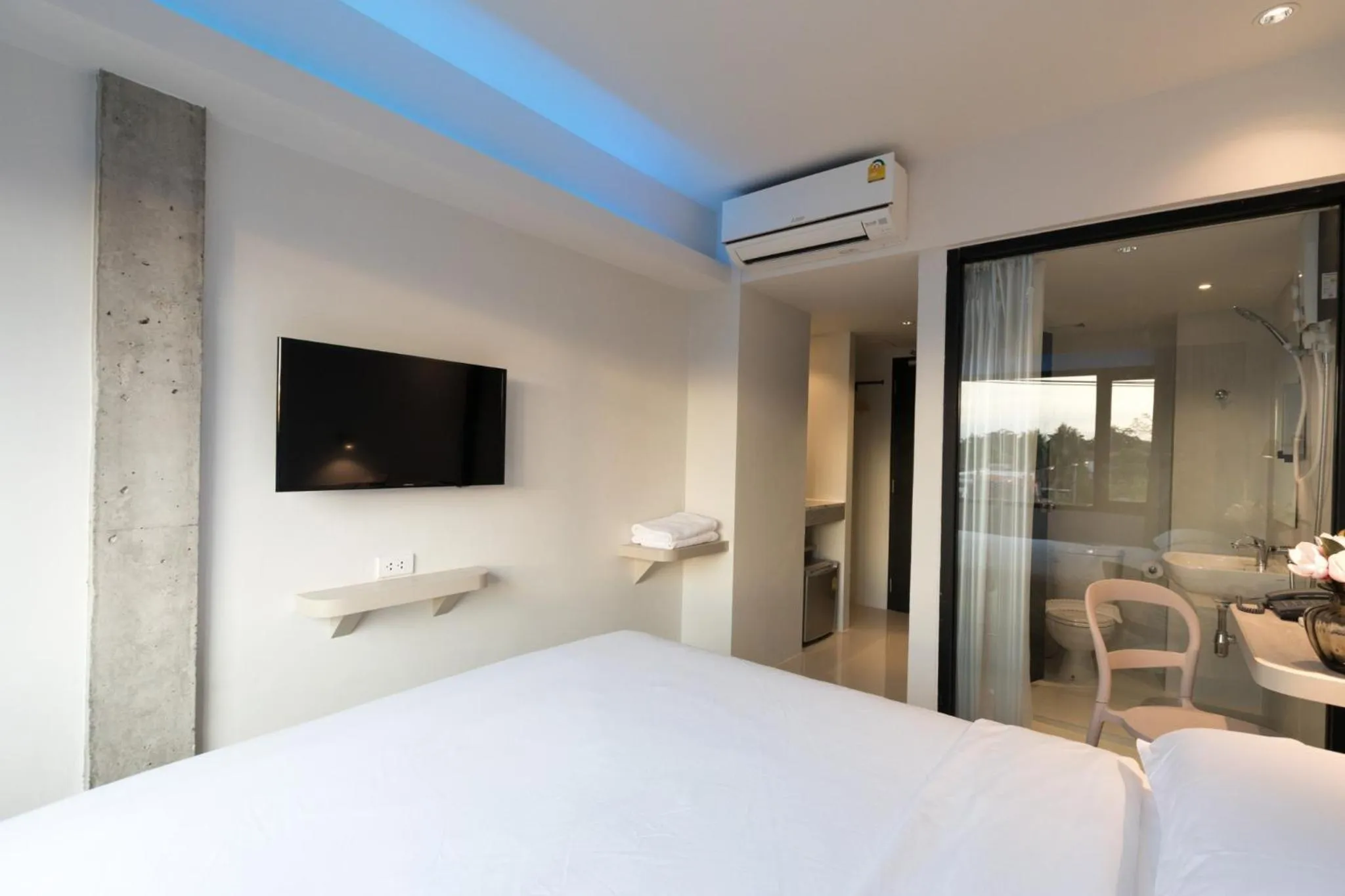 TV and multimedia, Bed in Prima House Pattaya