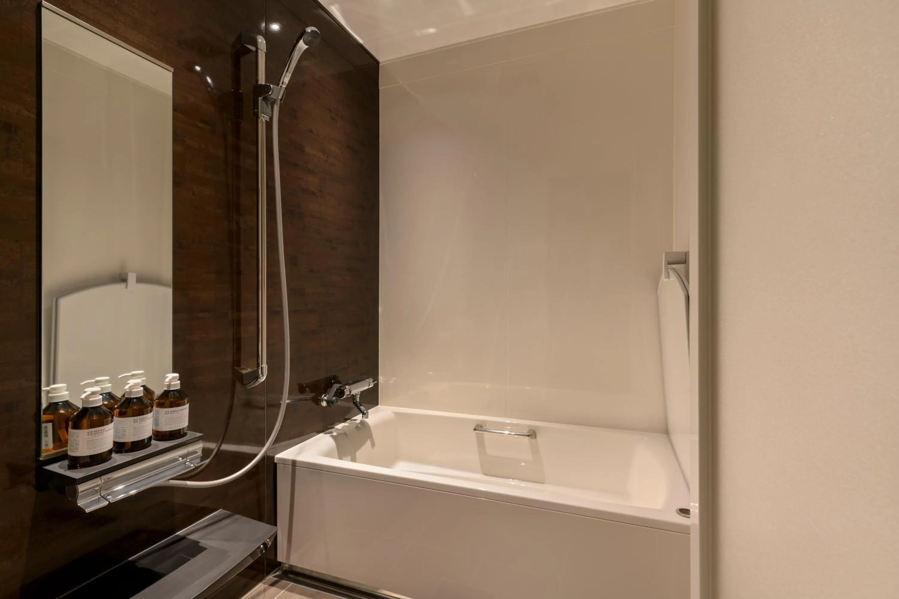 Shower in Andaru Collection Niseko