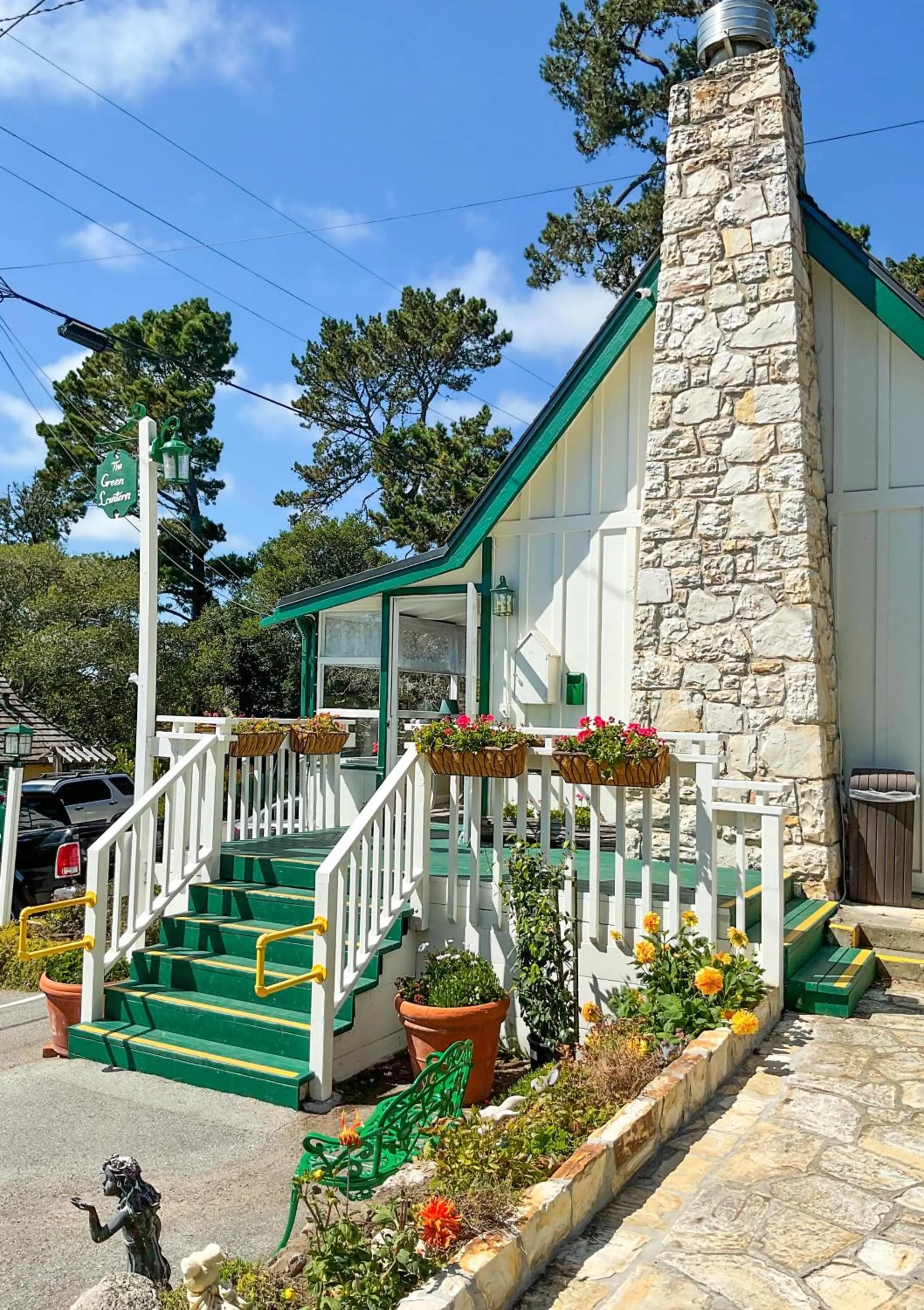 Property building in Carmel Green Lantern Inn