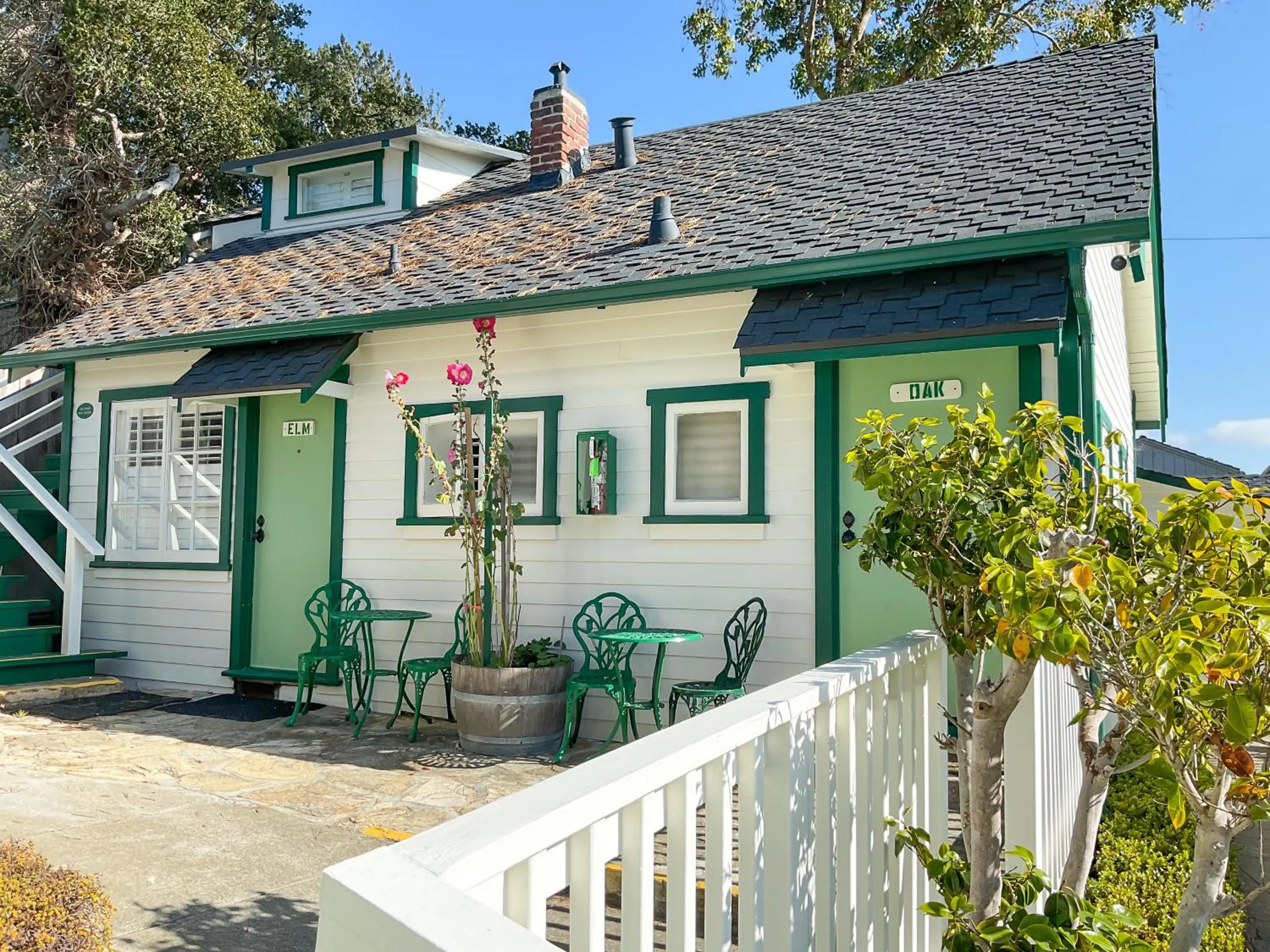 Property building in Carmel Green Lantern Inn