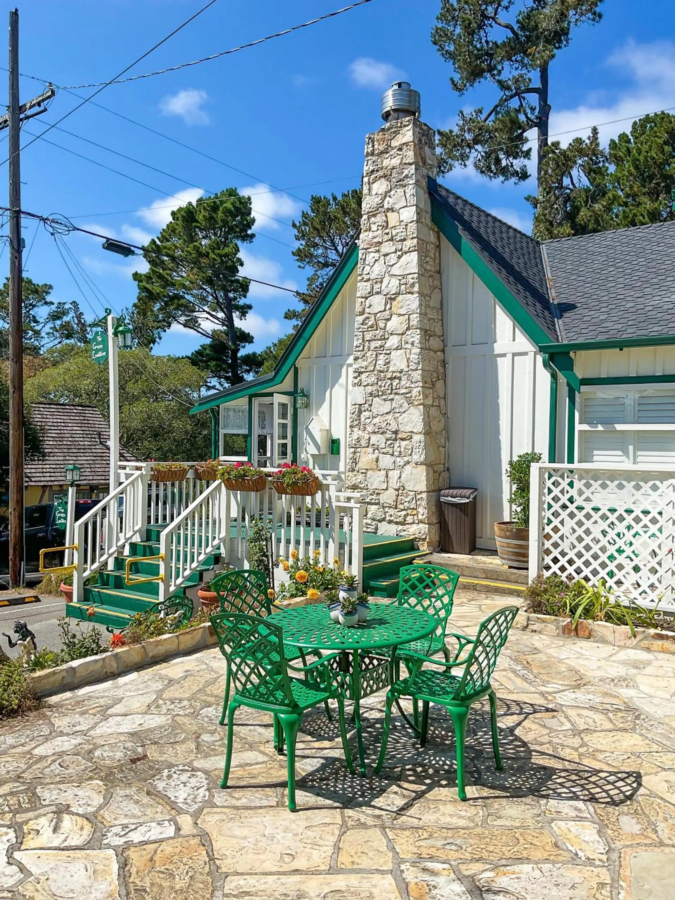 Property building in Carmel Green Lantern Inn