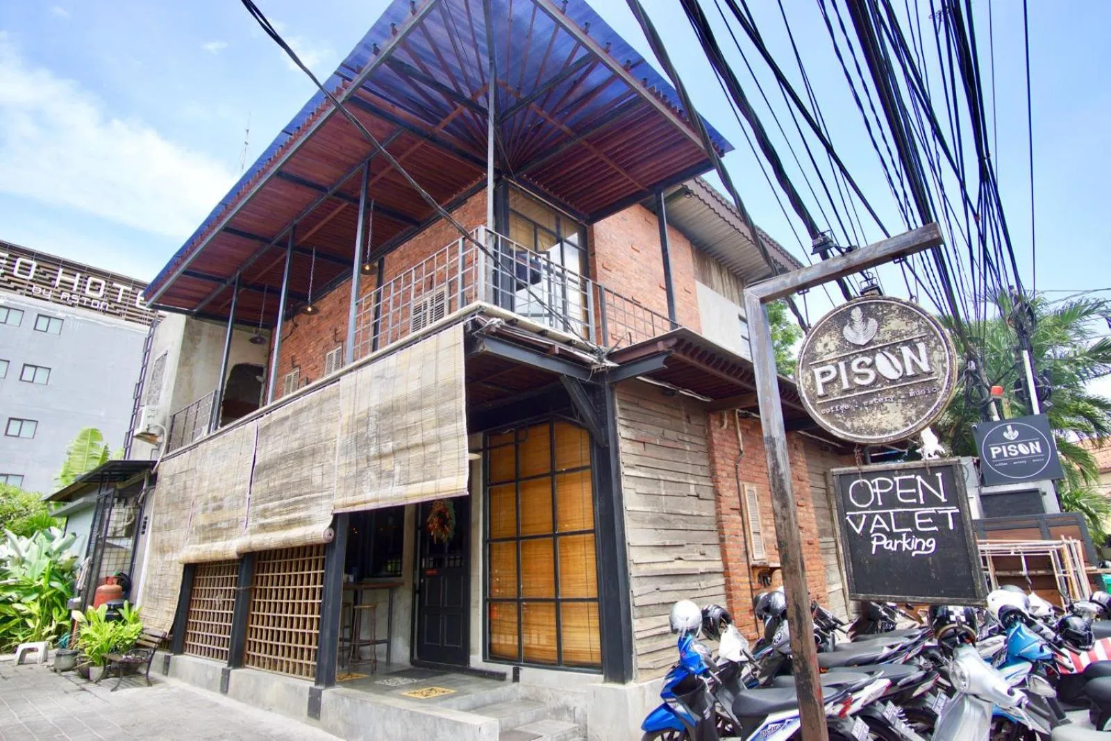 Restaurant/places to eat in Vinna Villa Seminyak by The Wina Resorts