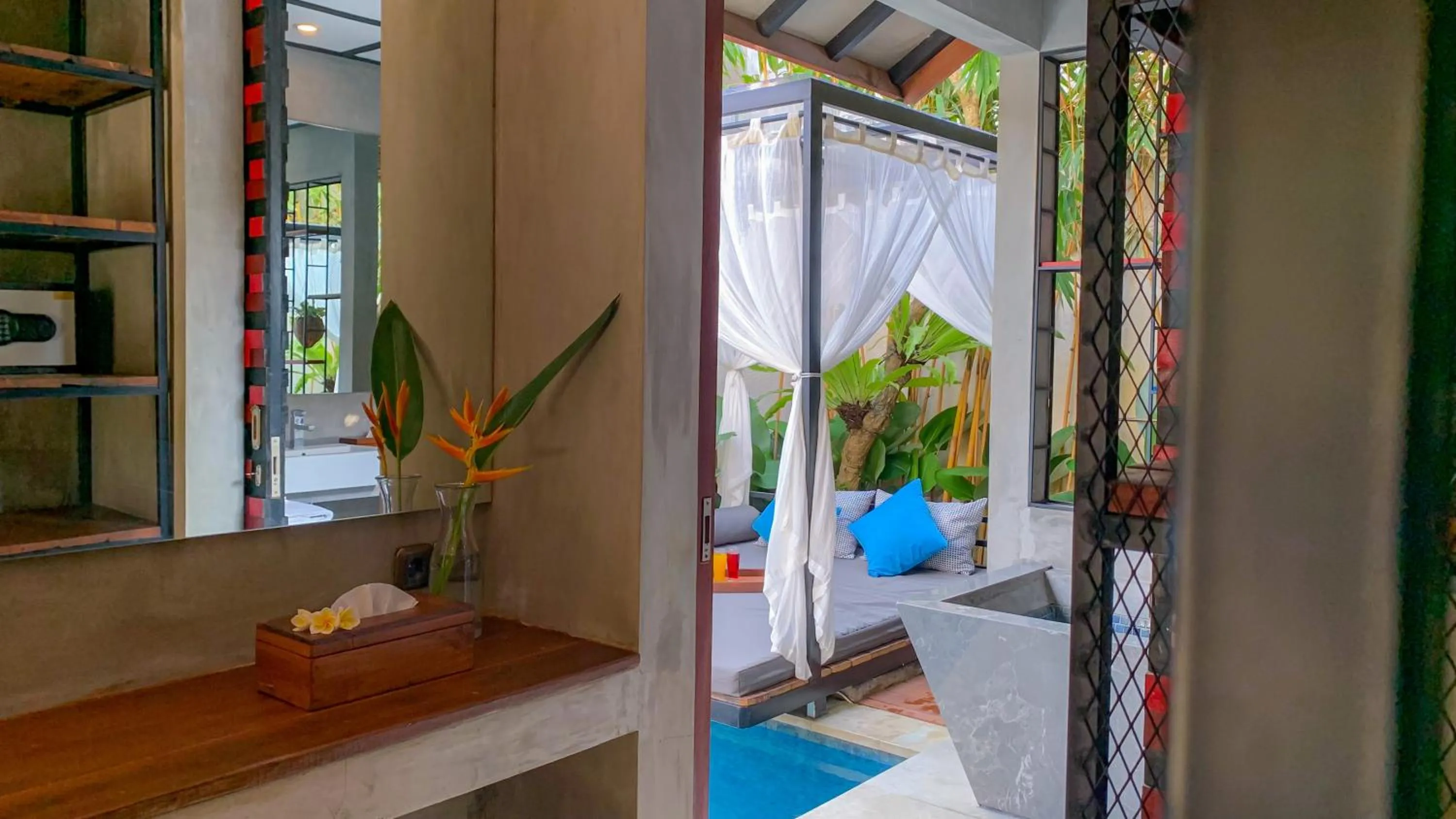 Garden in Vinna Villa Seminyak by The Wina Resorts