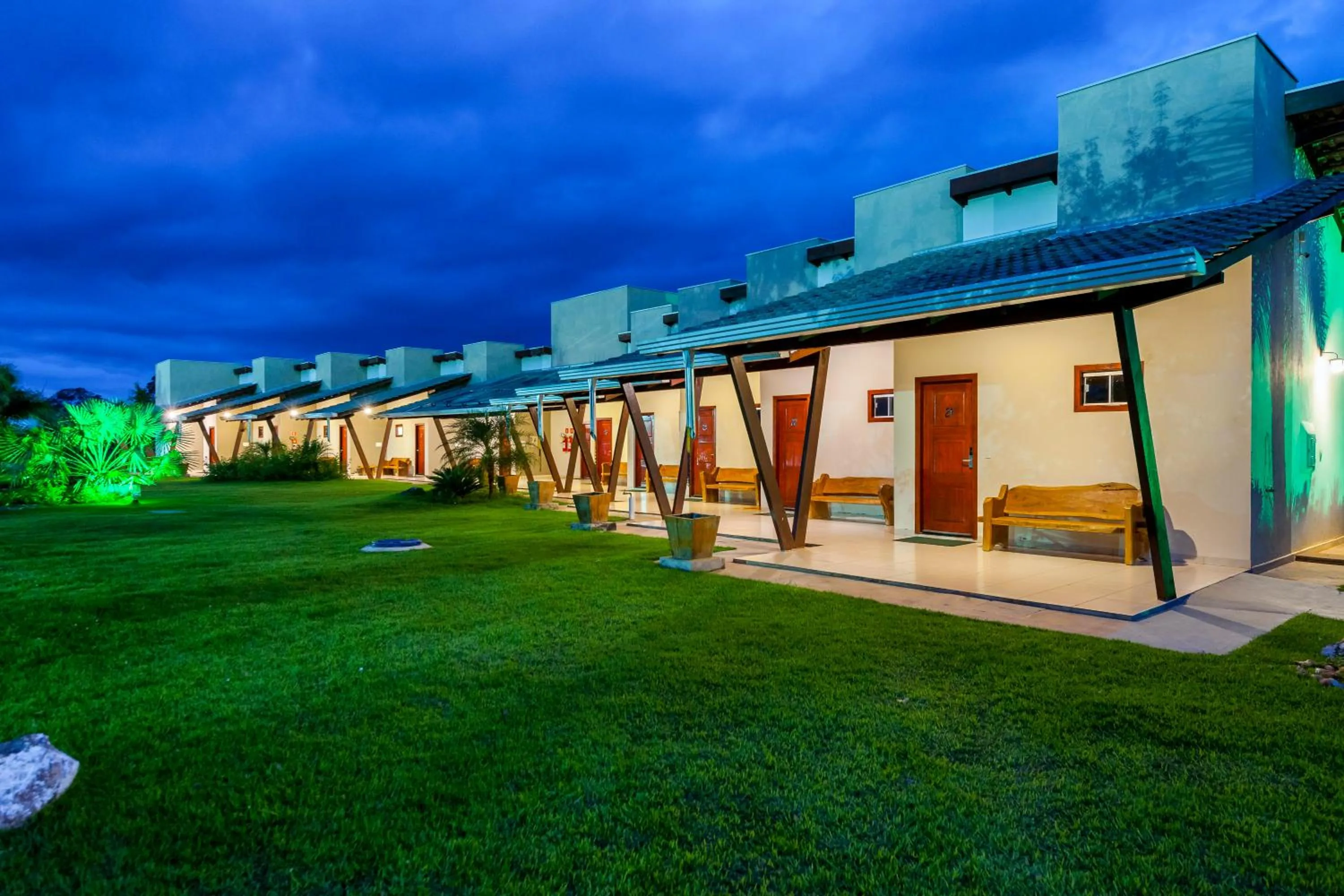 Property building in Pousada Piuval