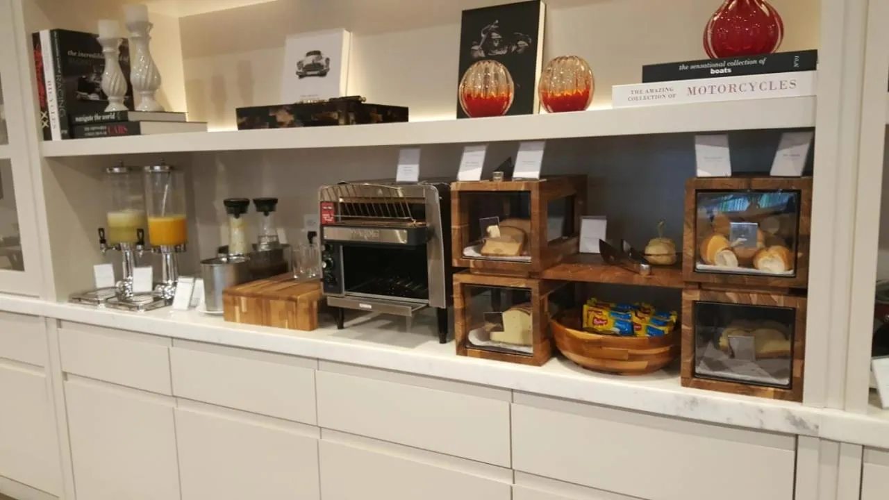 Coffee/tea facilities in Hotel Florença