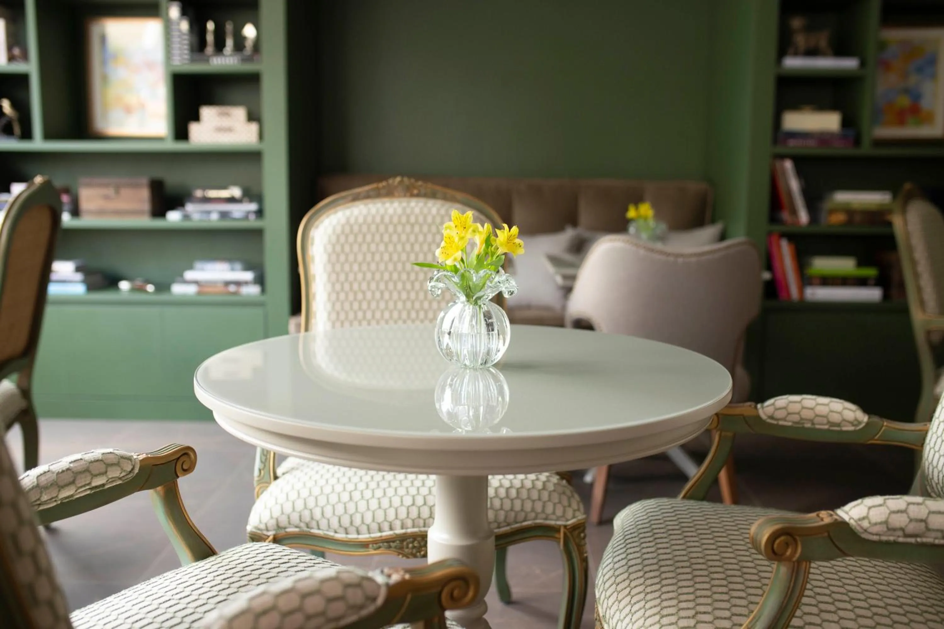 Seating area in Hotel Florença