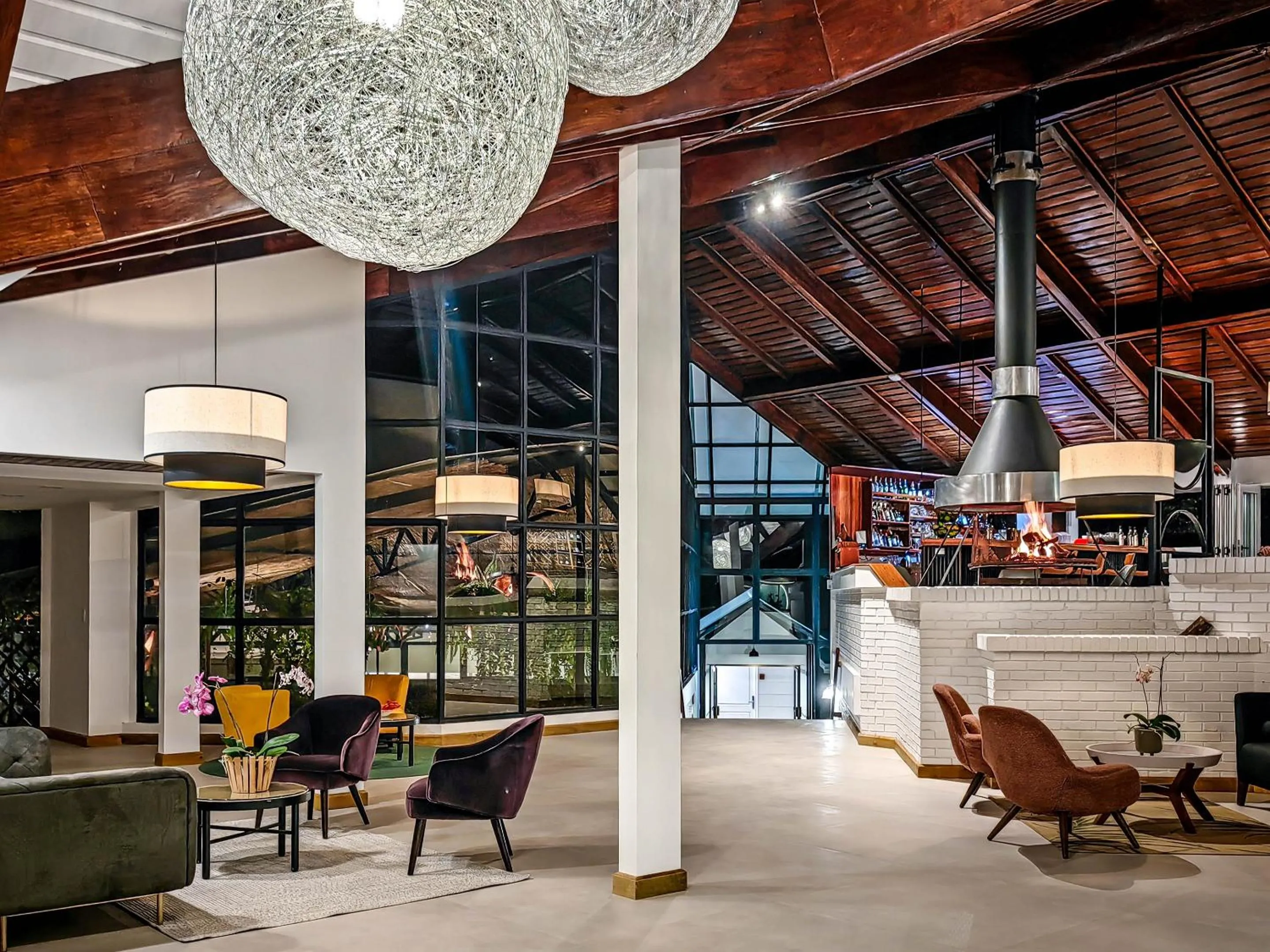 Living room in Monteverde Lodge