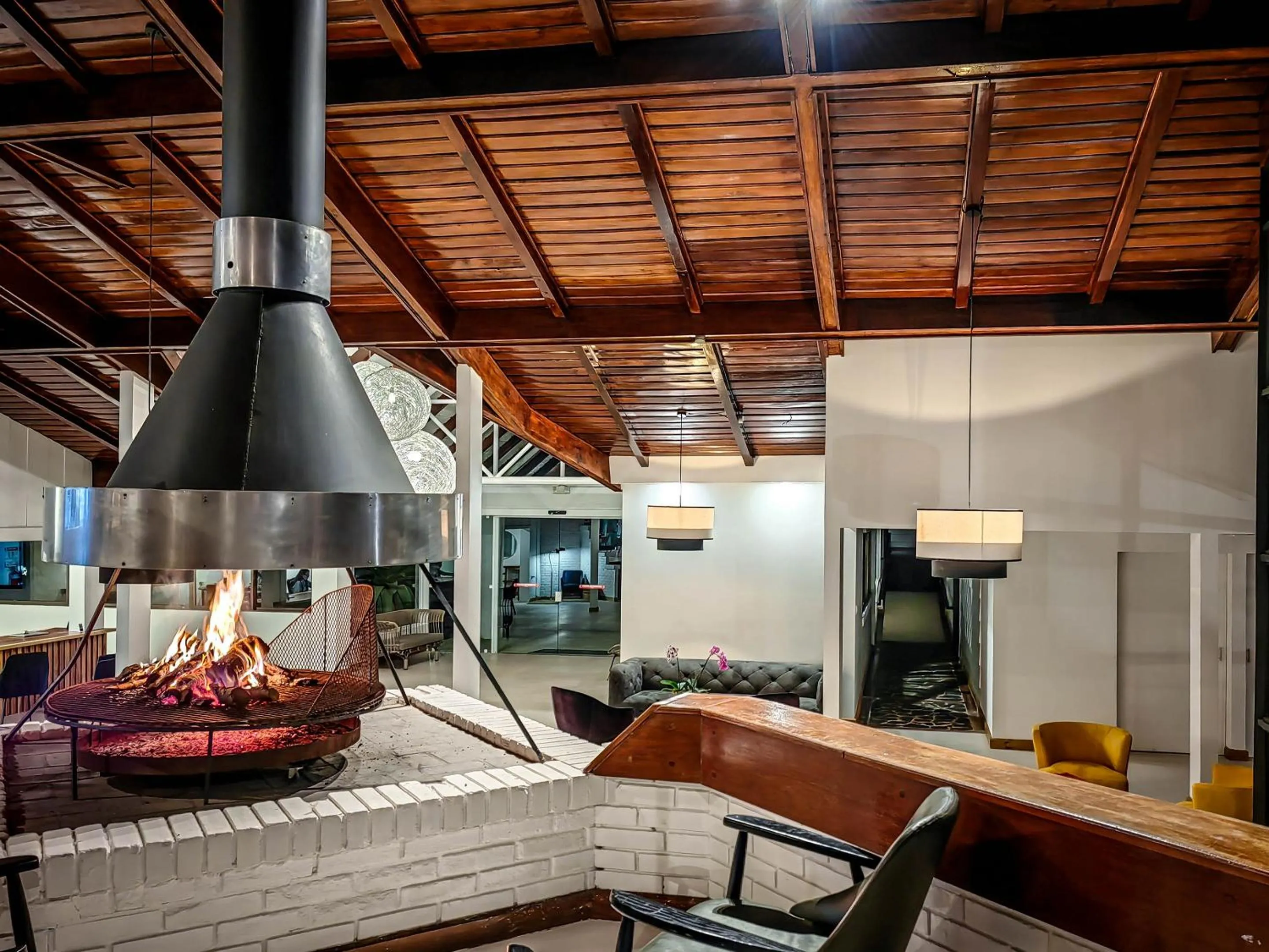 Seating area in Monteverde Lodge