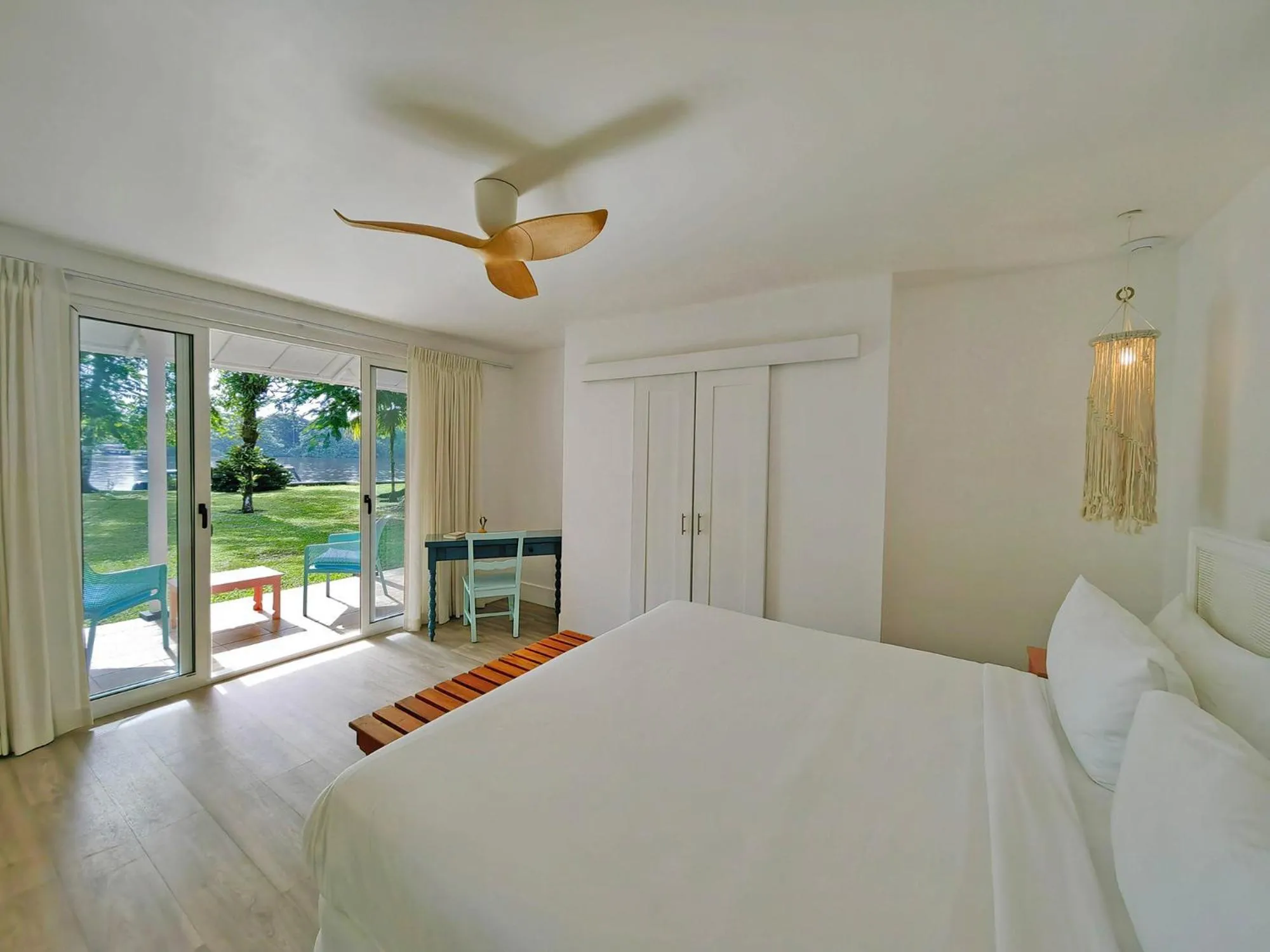 Bedroom, Bed in Tortuga Lodge