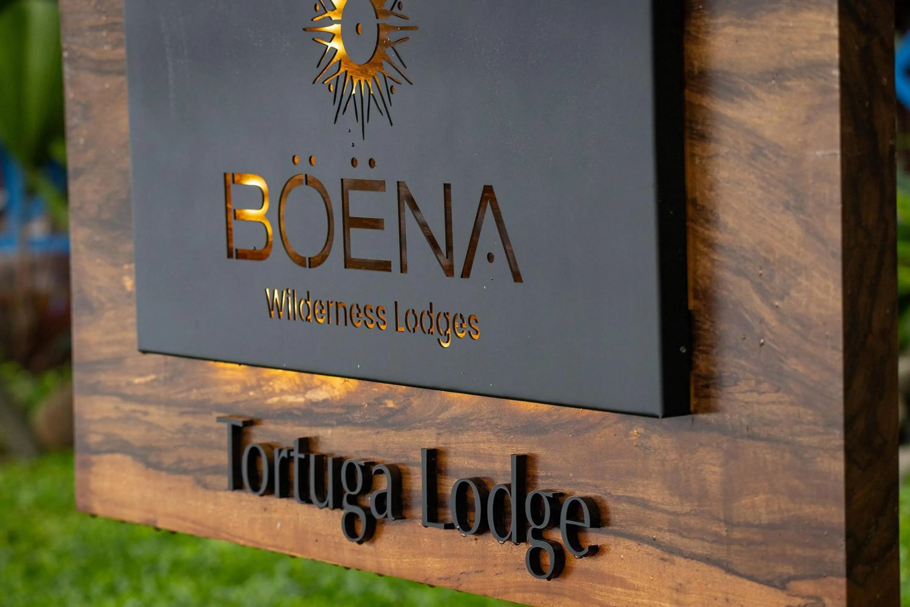 Logo/Certificate/Sign in Tortuga Lodge