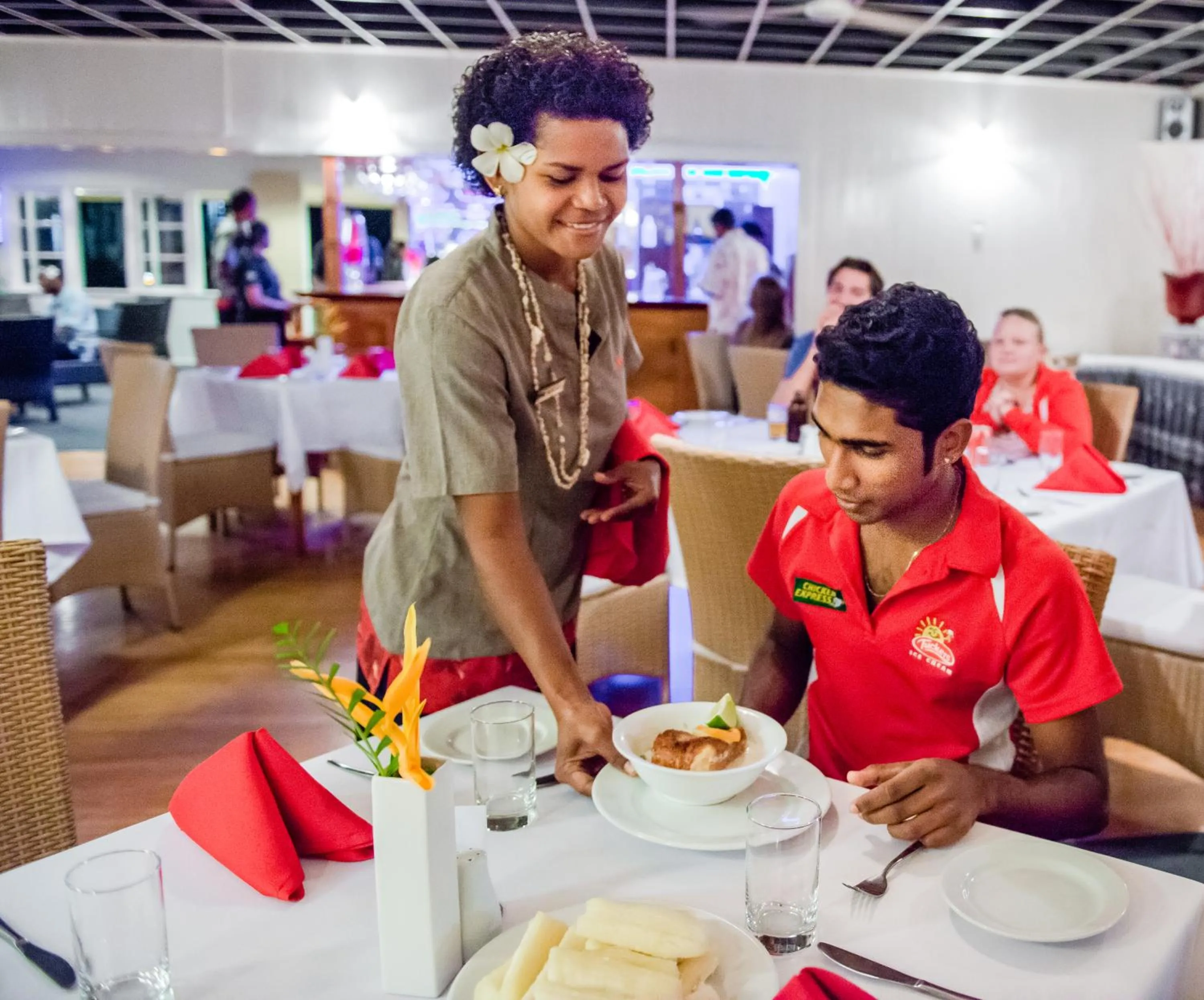Restaurant/places to eat in Tanoa Rakiraki Hotel