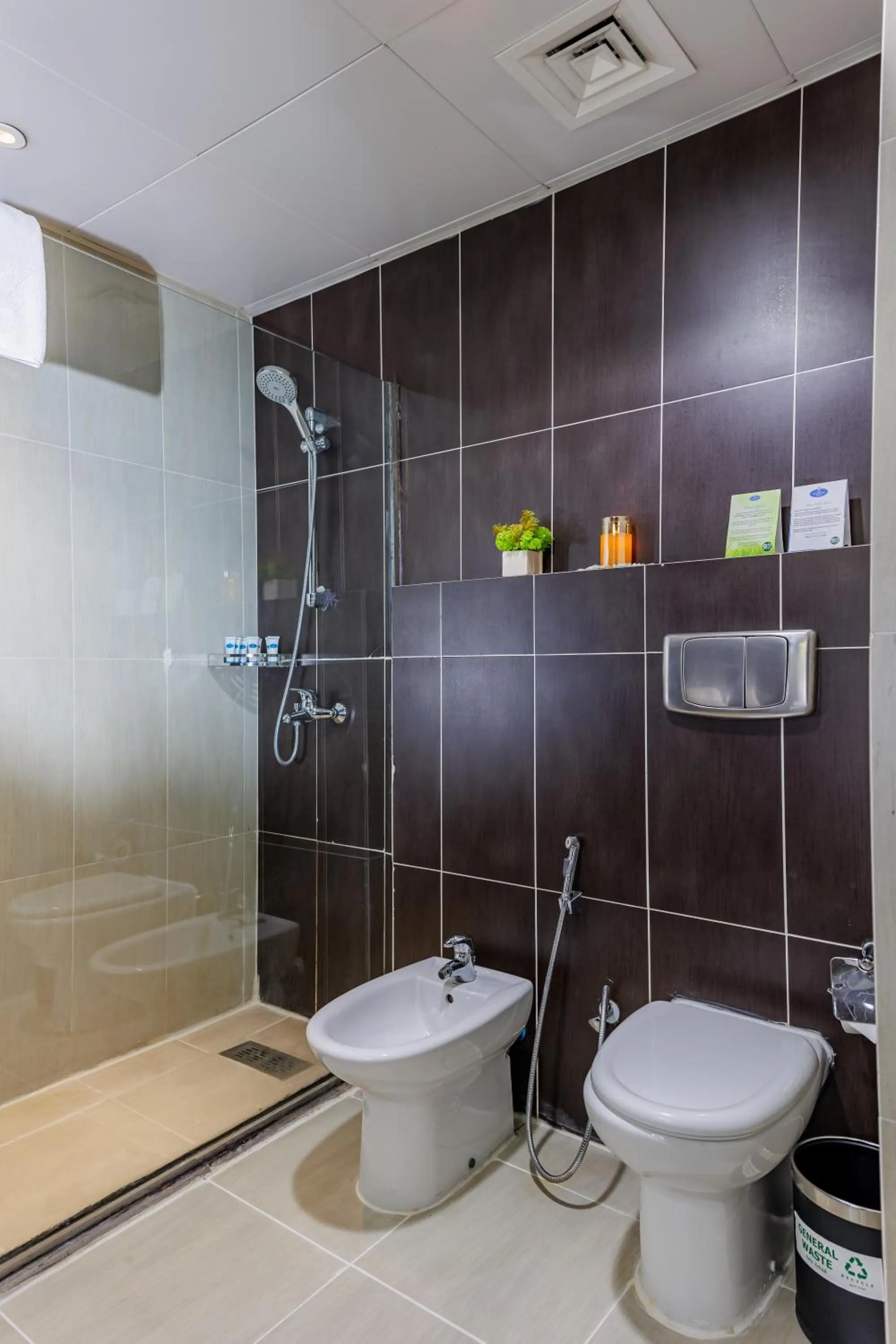 Shower in The Royal Riviera Hotel Doha