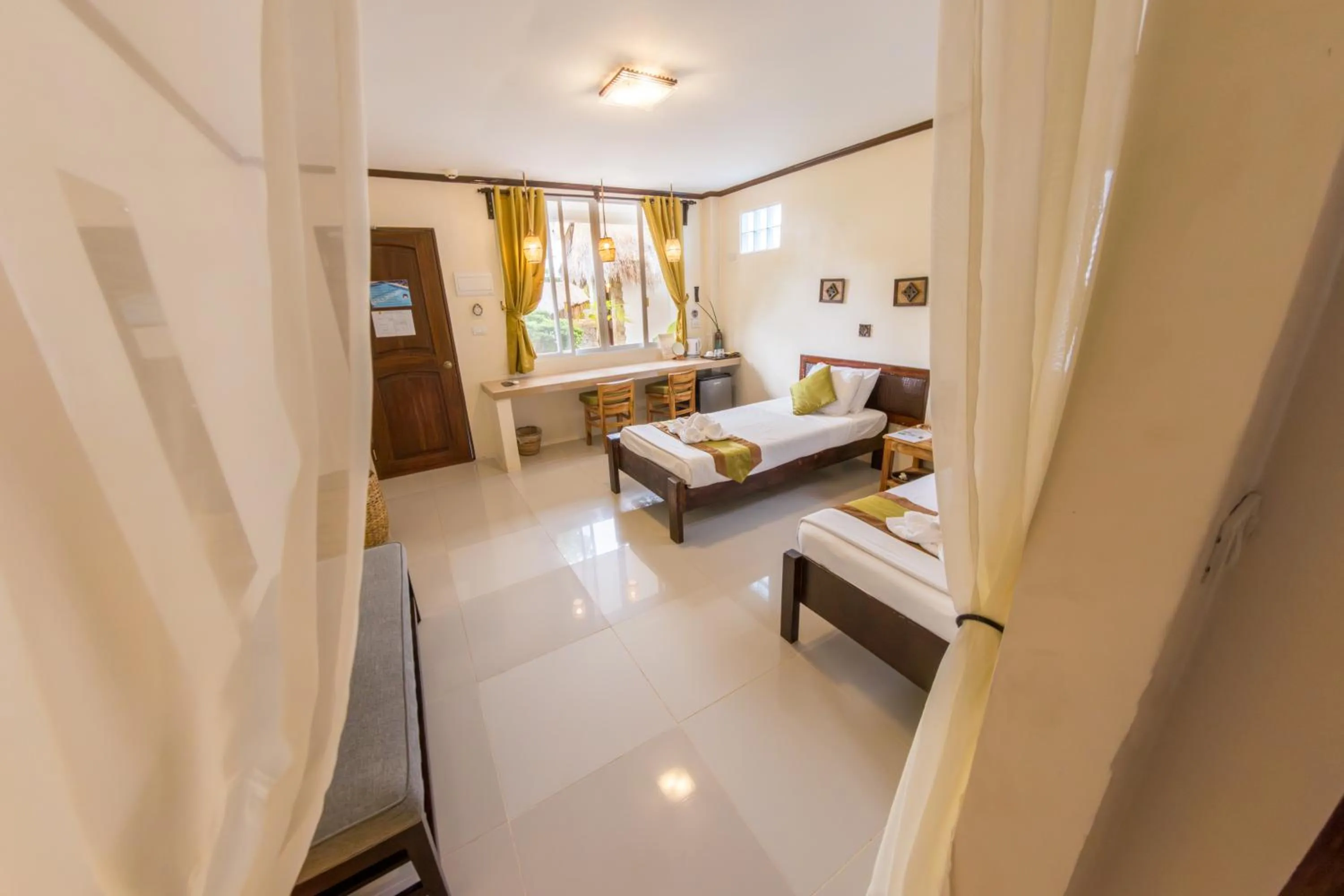 Bedroom, Bed in Palms Cove Resort