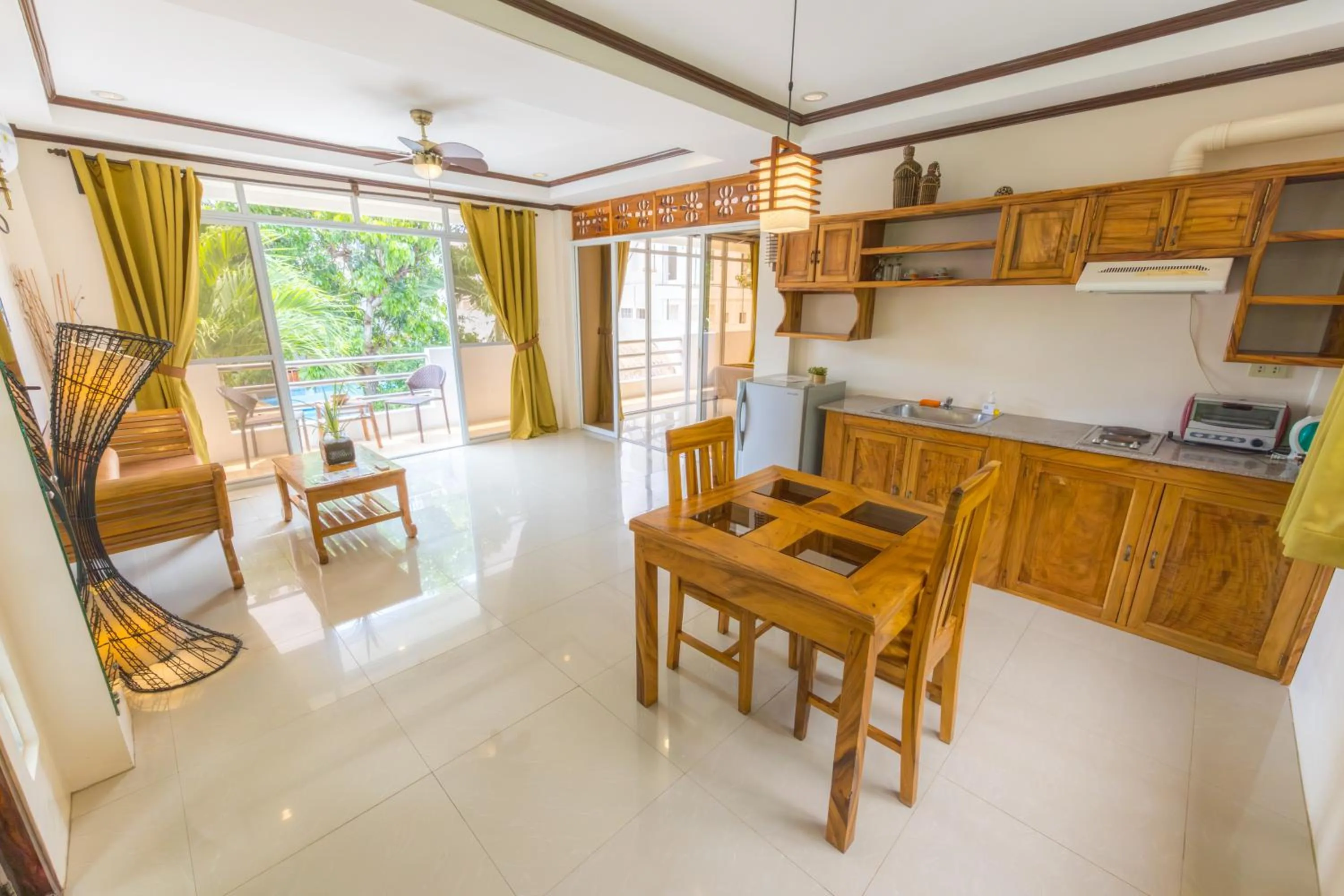 Kitchen or kitchenette in Palms Cove Resort