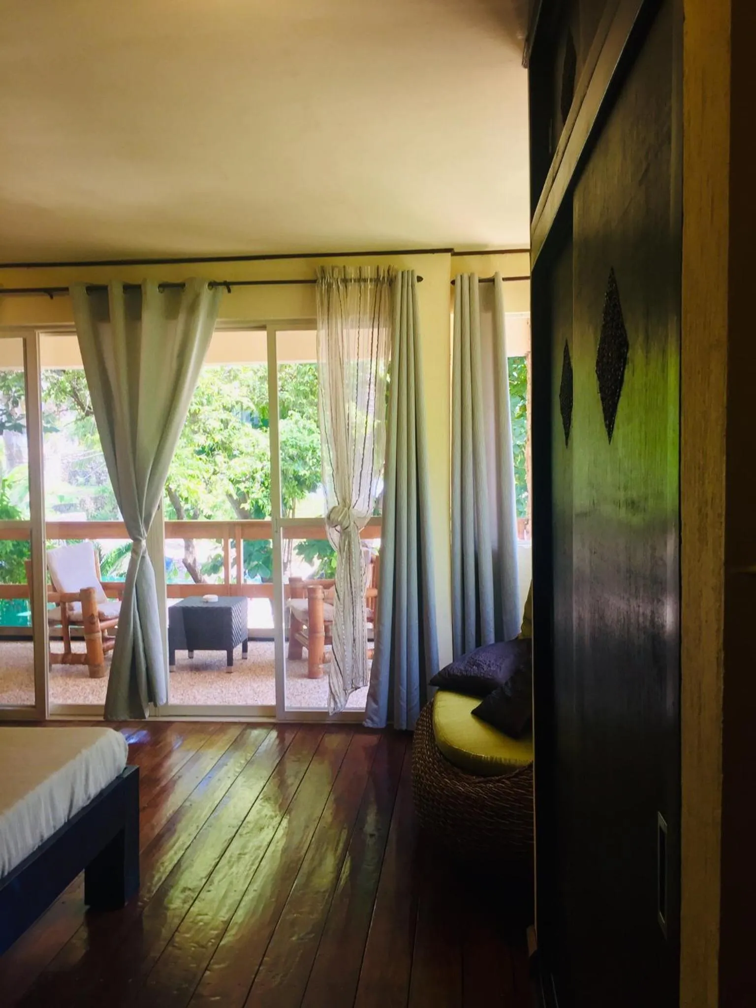 Angelina Beach Resort & Italian Restaurant Malapascua