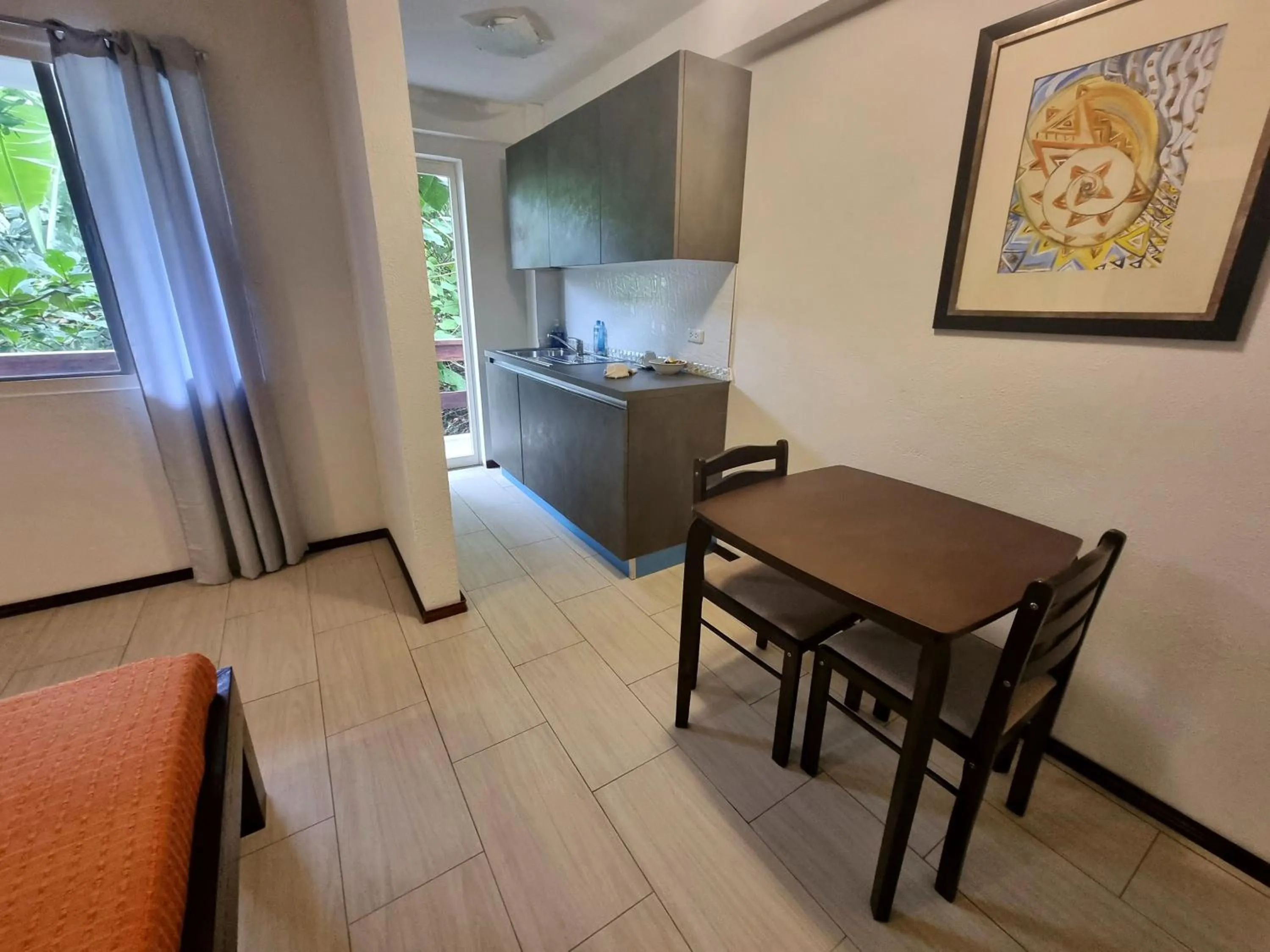 Angelina Beach Resort & Italian Restaurant Malapascua