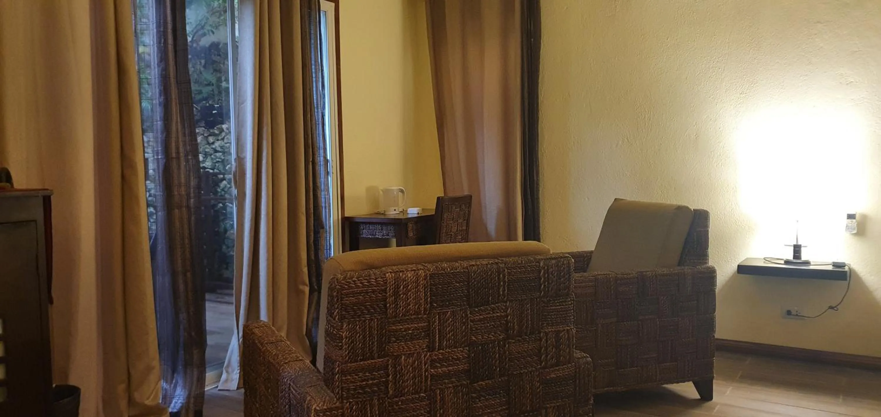 Angelina Beach Resort & Italian Restaurant Malapascua