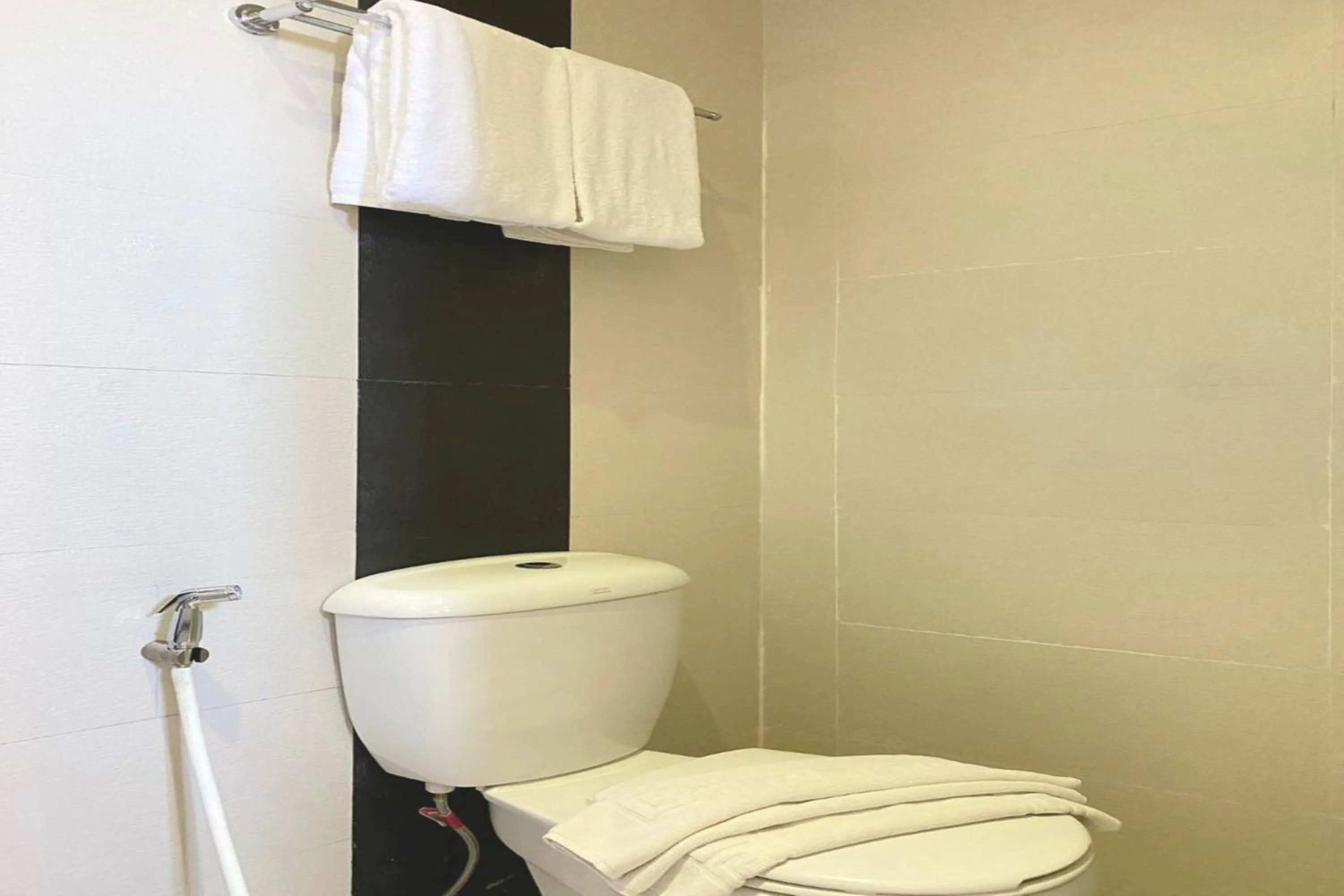 Toilet in Hotel Centro Puerto Princesa Near Airport