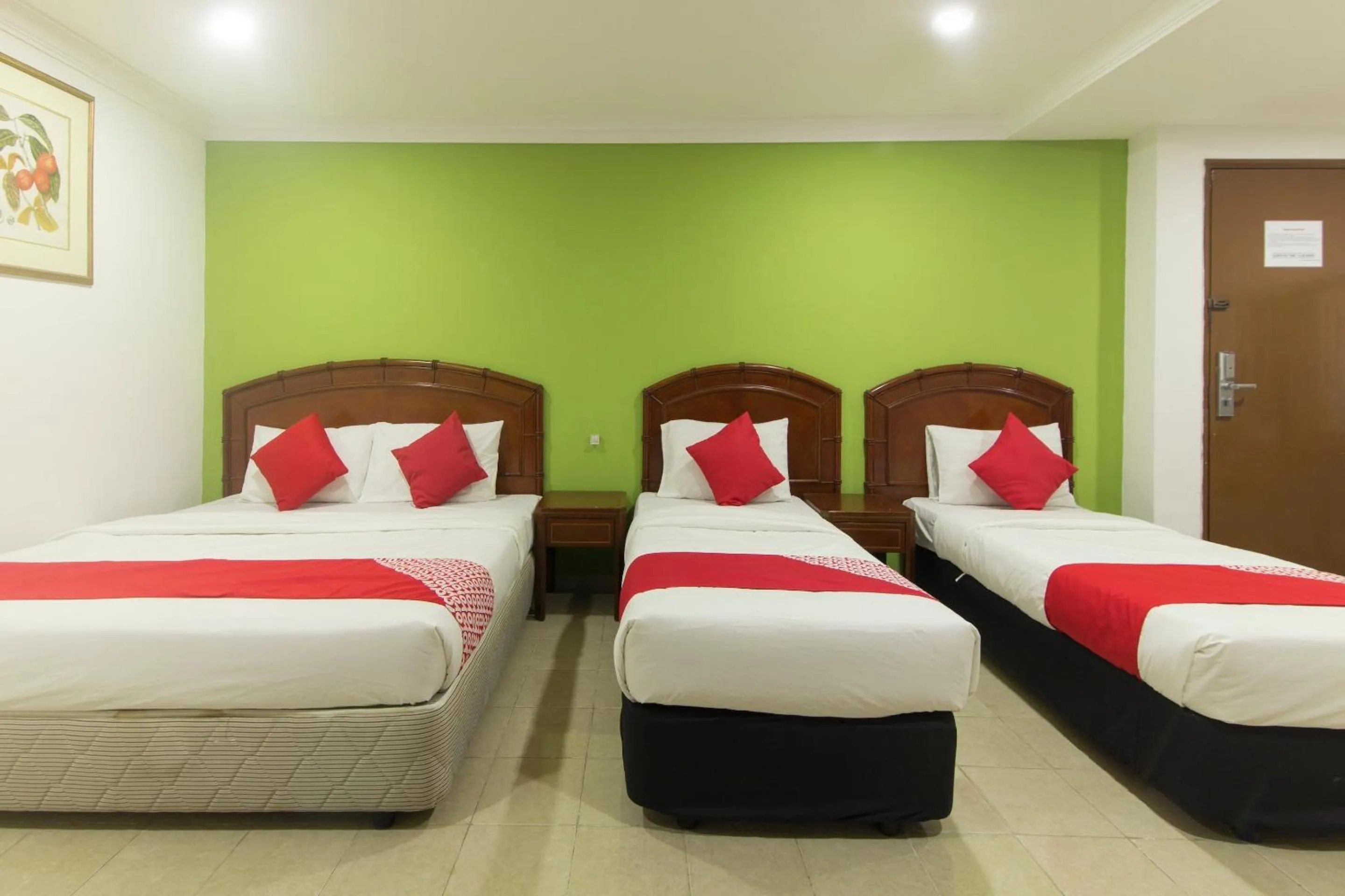 Bedroom in OYO 805 Hotel Run Star