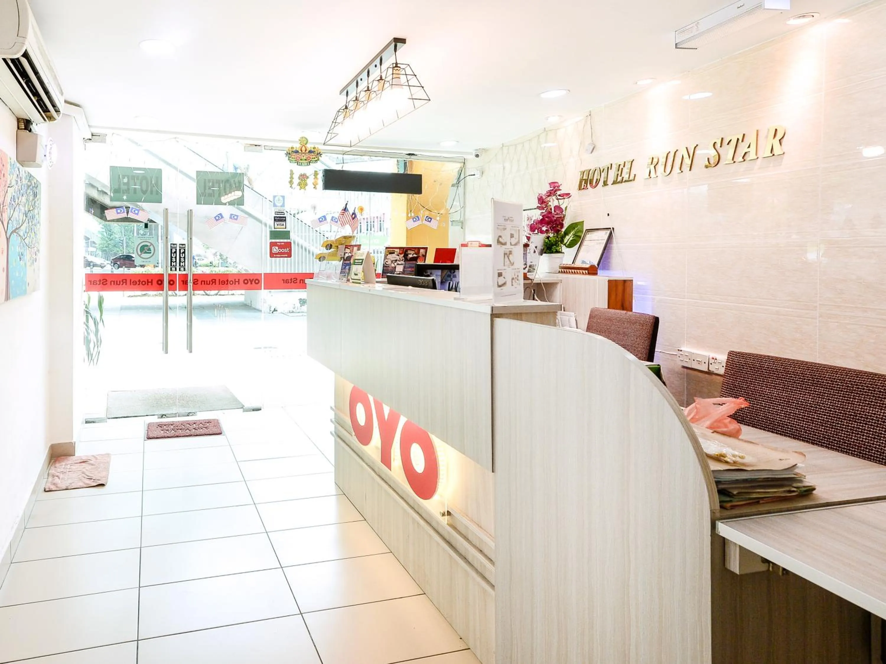 Lobby or reception in OYO 805 Hotel Run Star