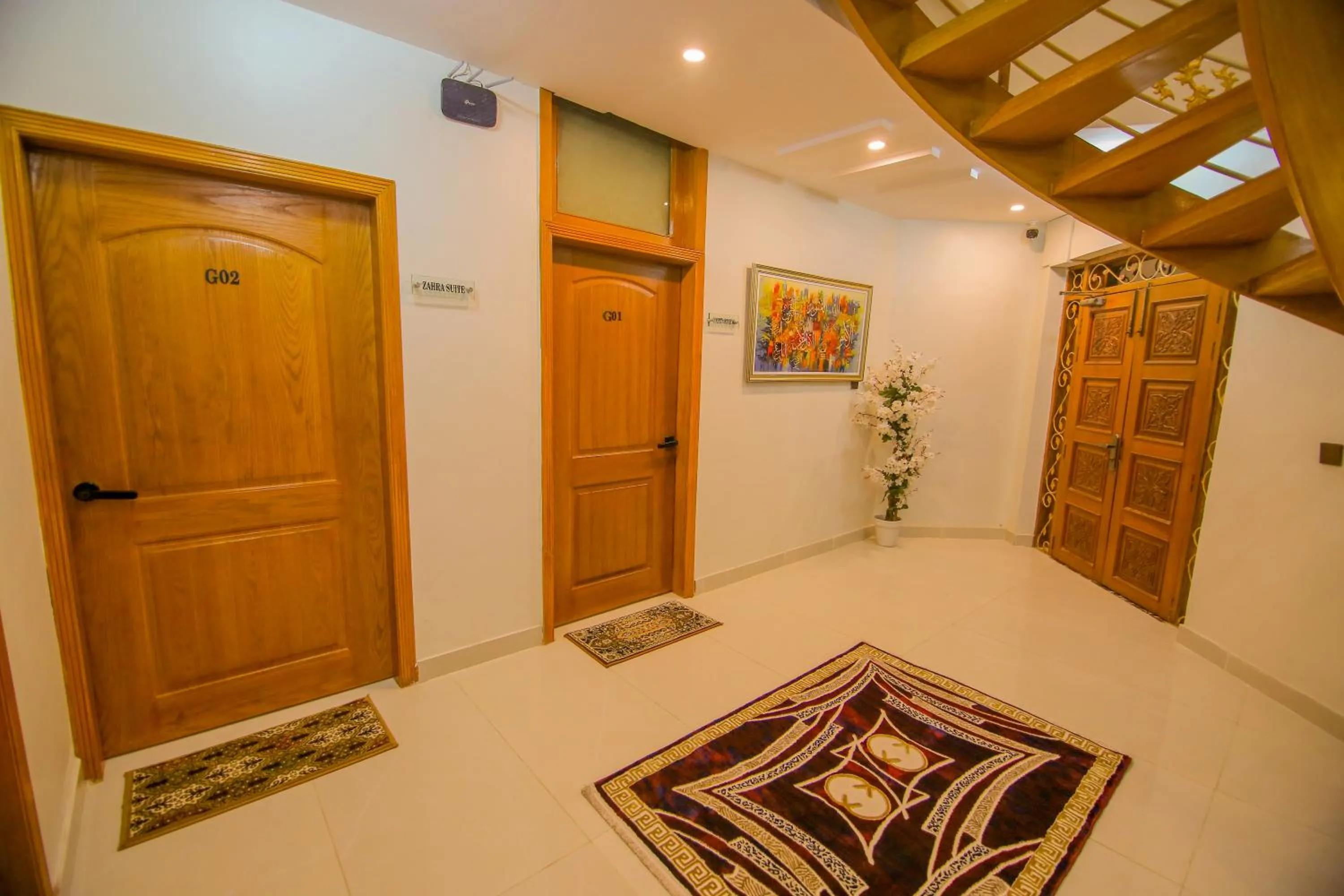 wardrobe in Premier Inn Gulberg Lahore