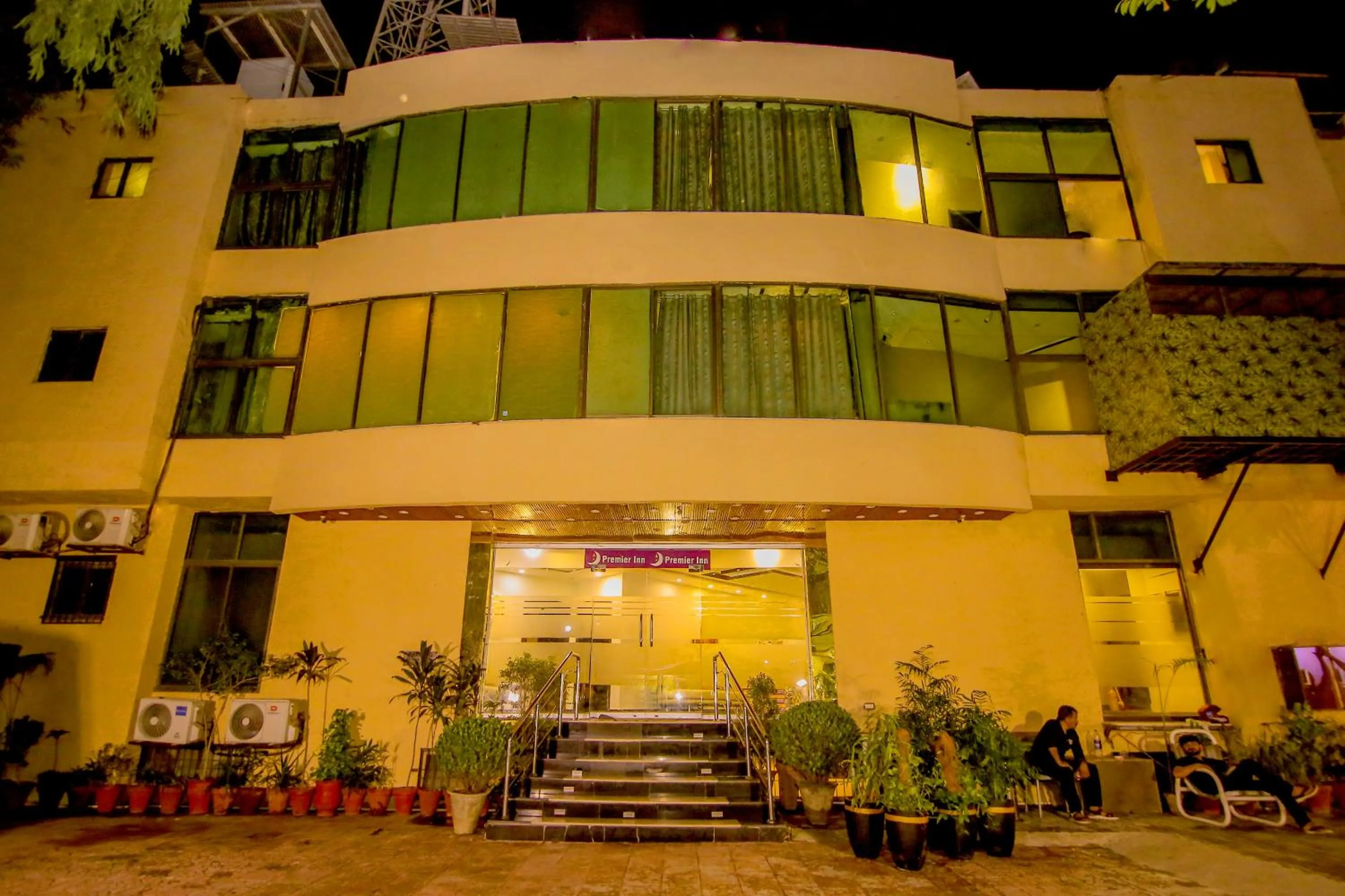Property building in Premier Inn Gulberg Lahore