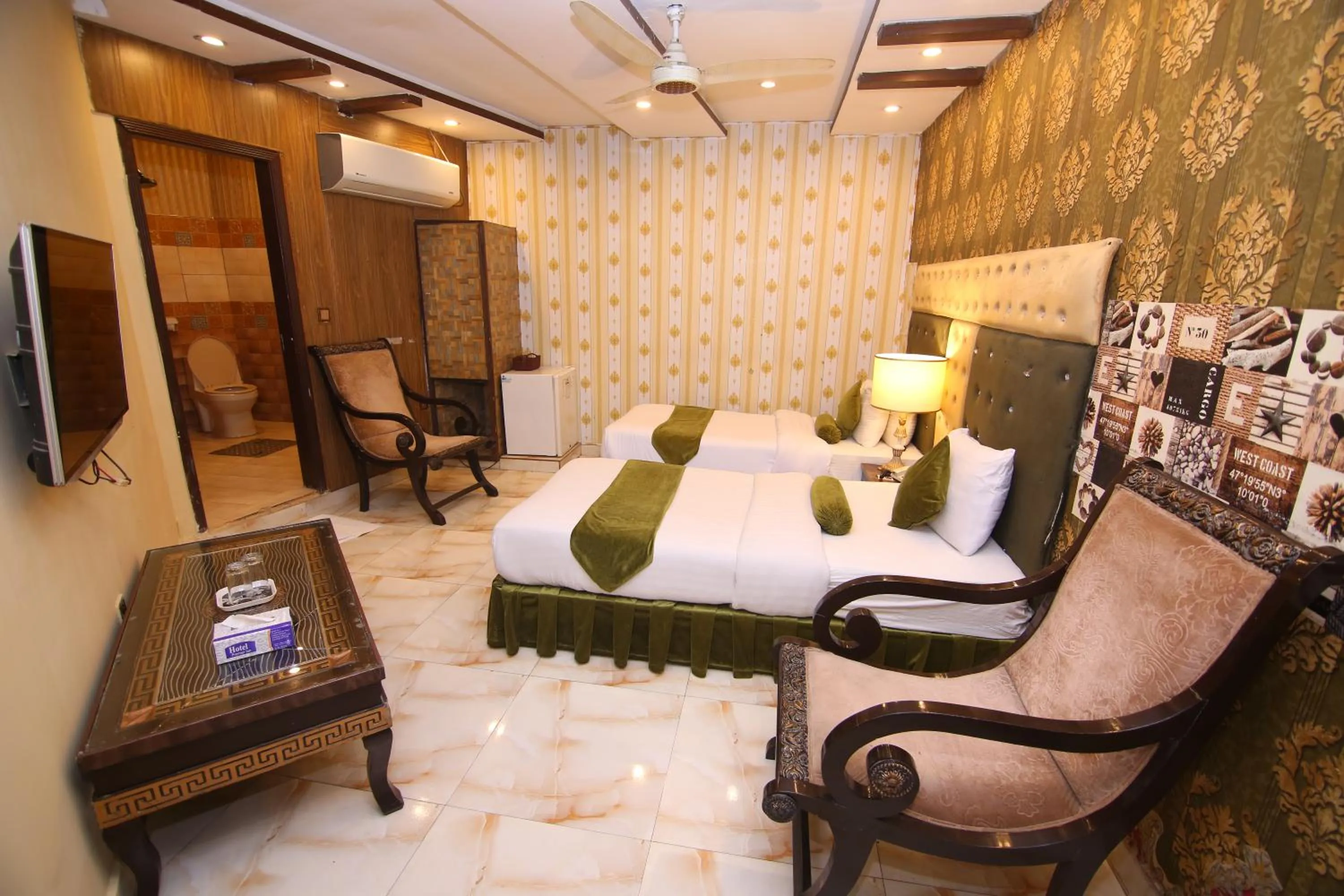 Photo of the whole room in Premier Inn Gulberg Lahore