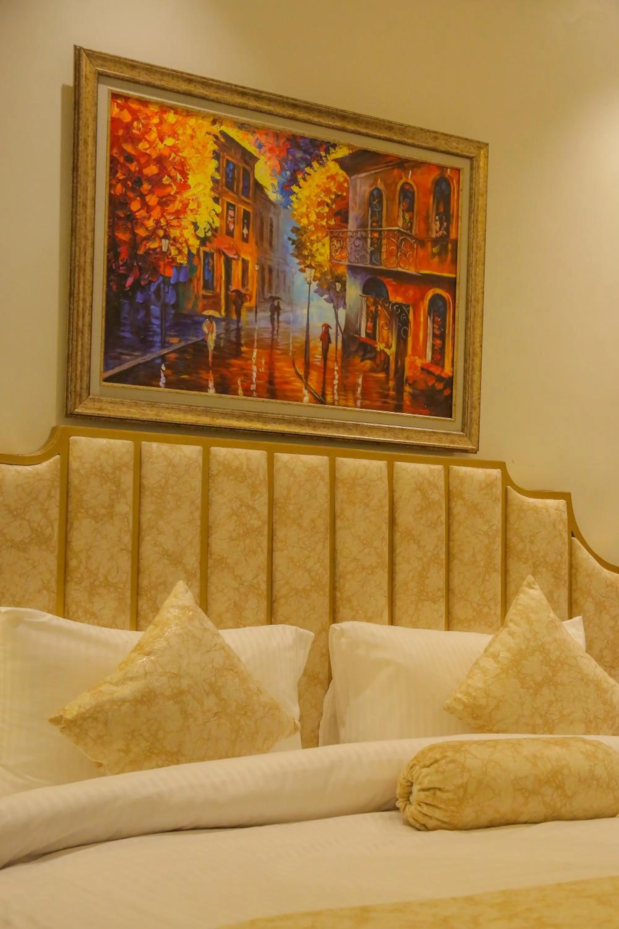 Bed in Premier Inn Gulberg Lahore