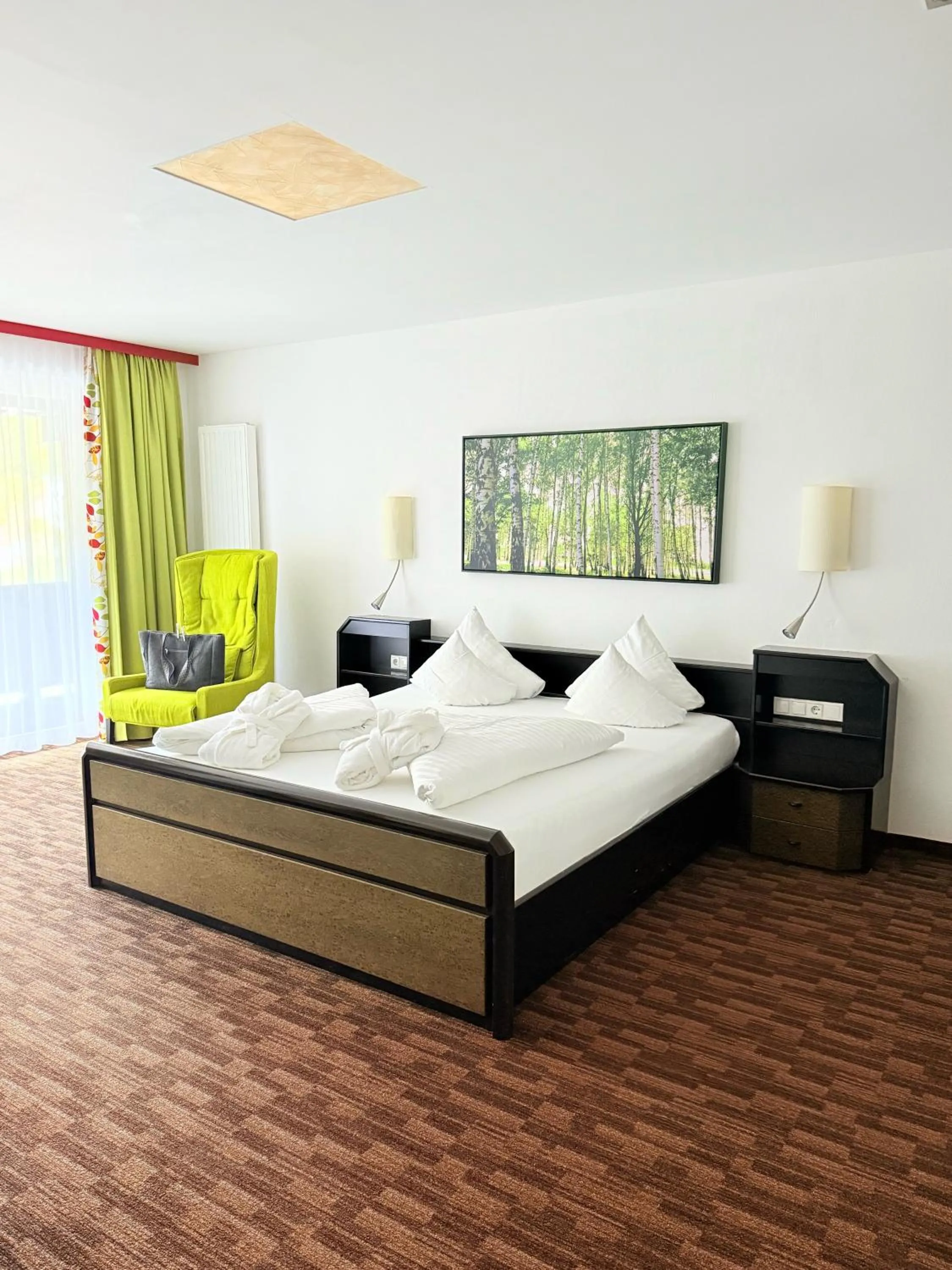 Bed in Hotel Achentalerhof