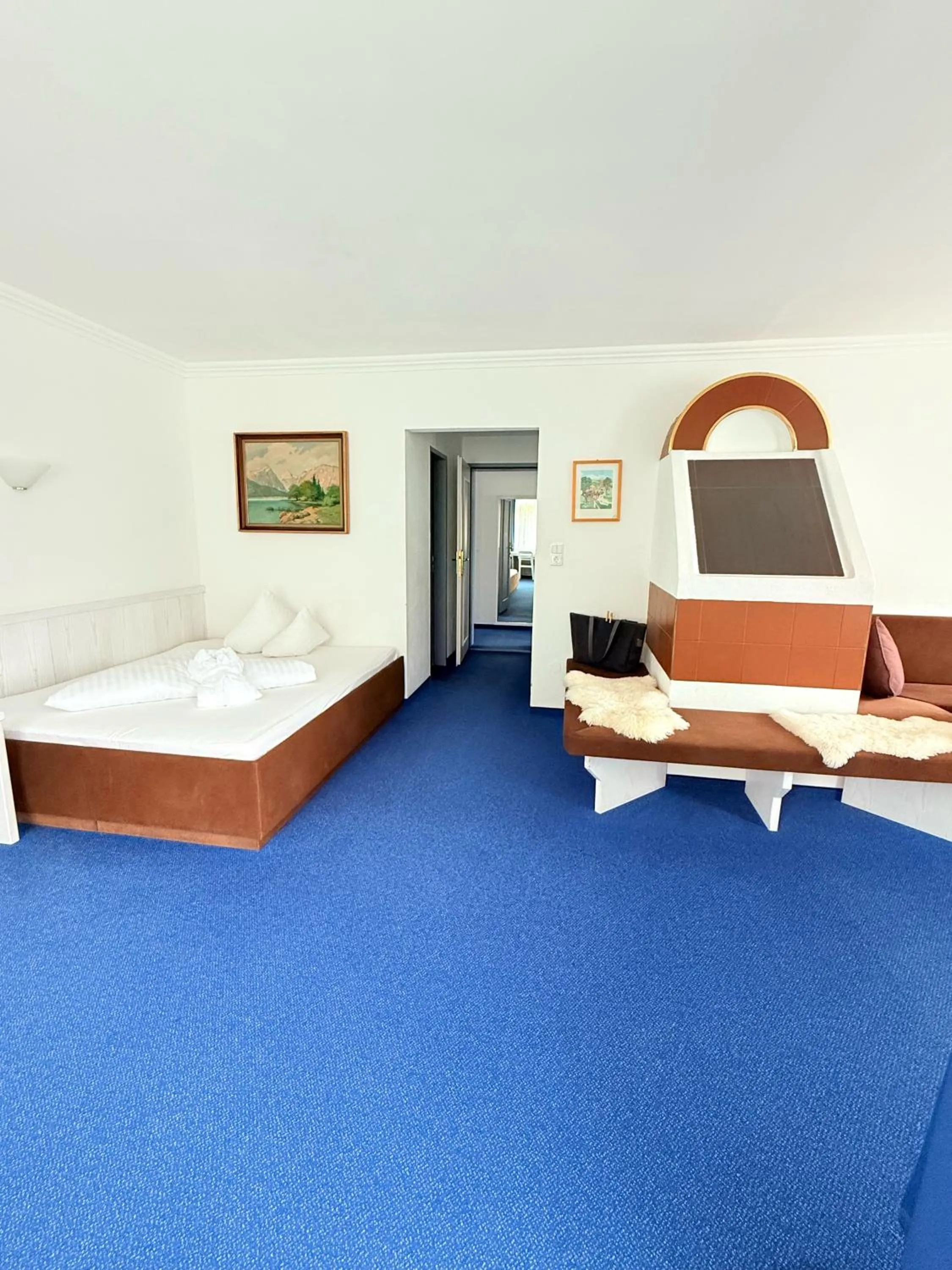 Bed in Hotel Achentalerhof