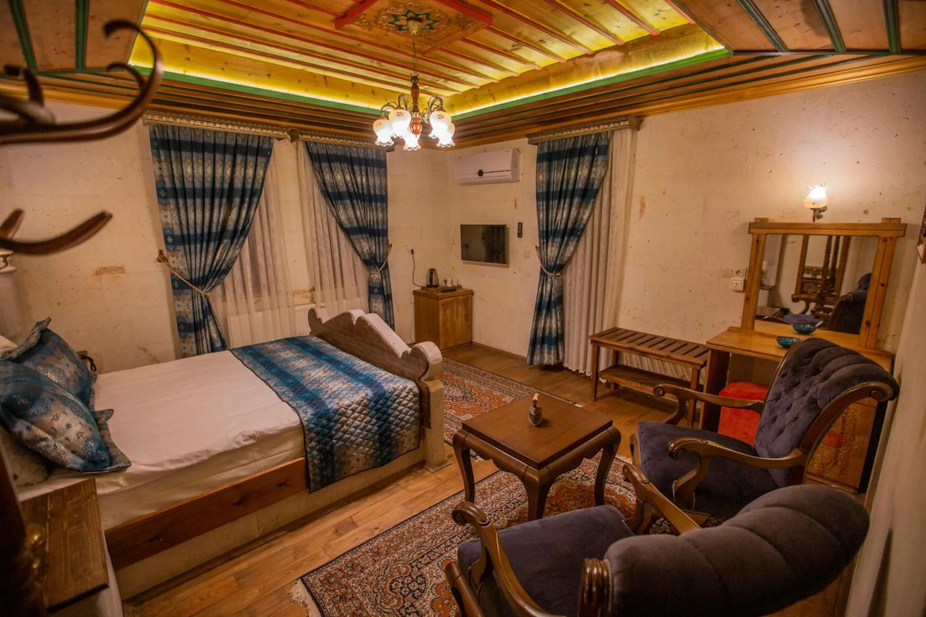 Photo of the whole room, Bed in Göreme Reva Hotel