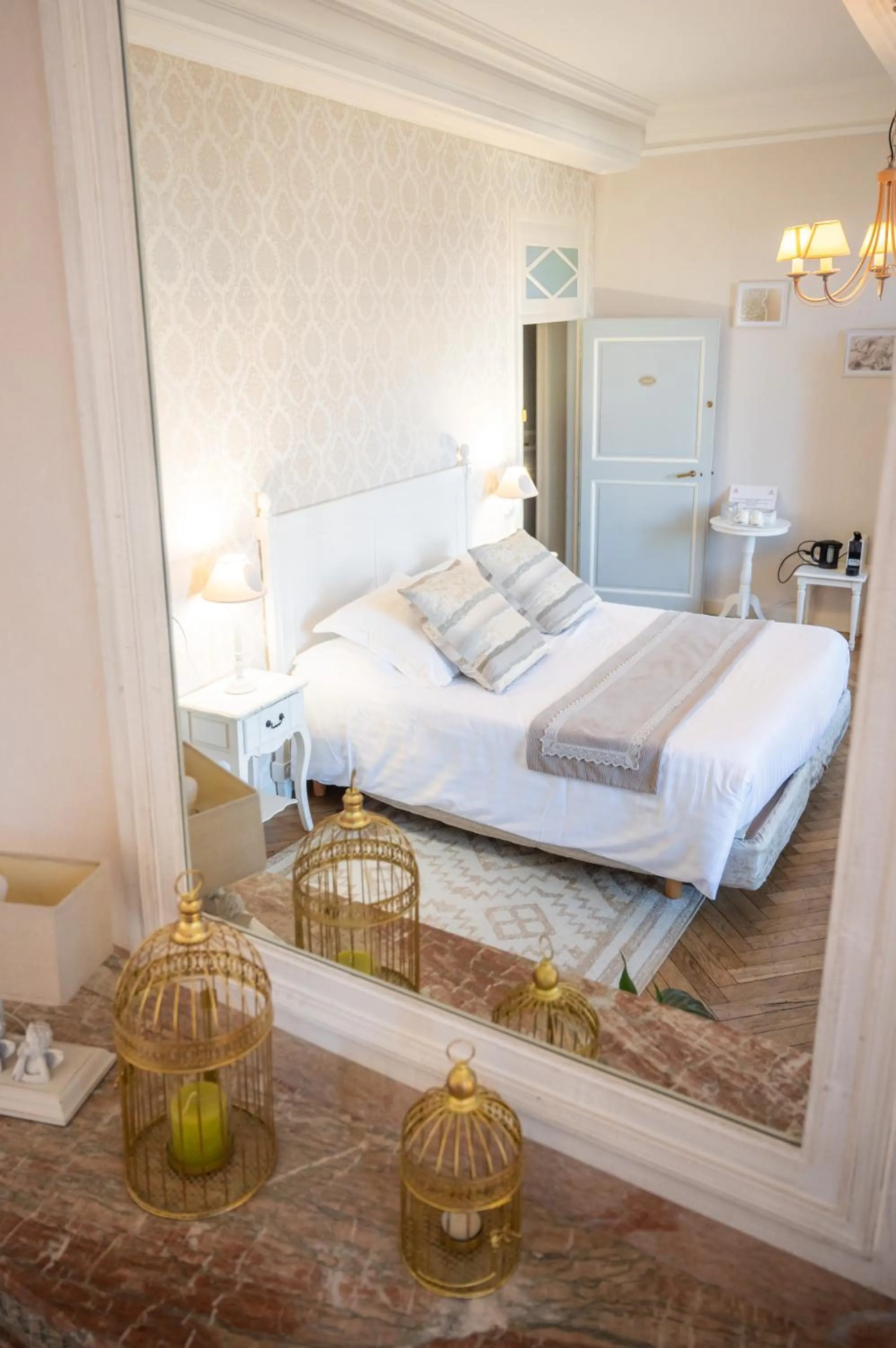 Bed in Maison d'hôtes "Les Jardins de Mazamet"