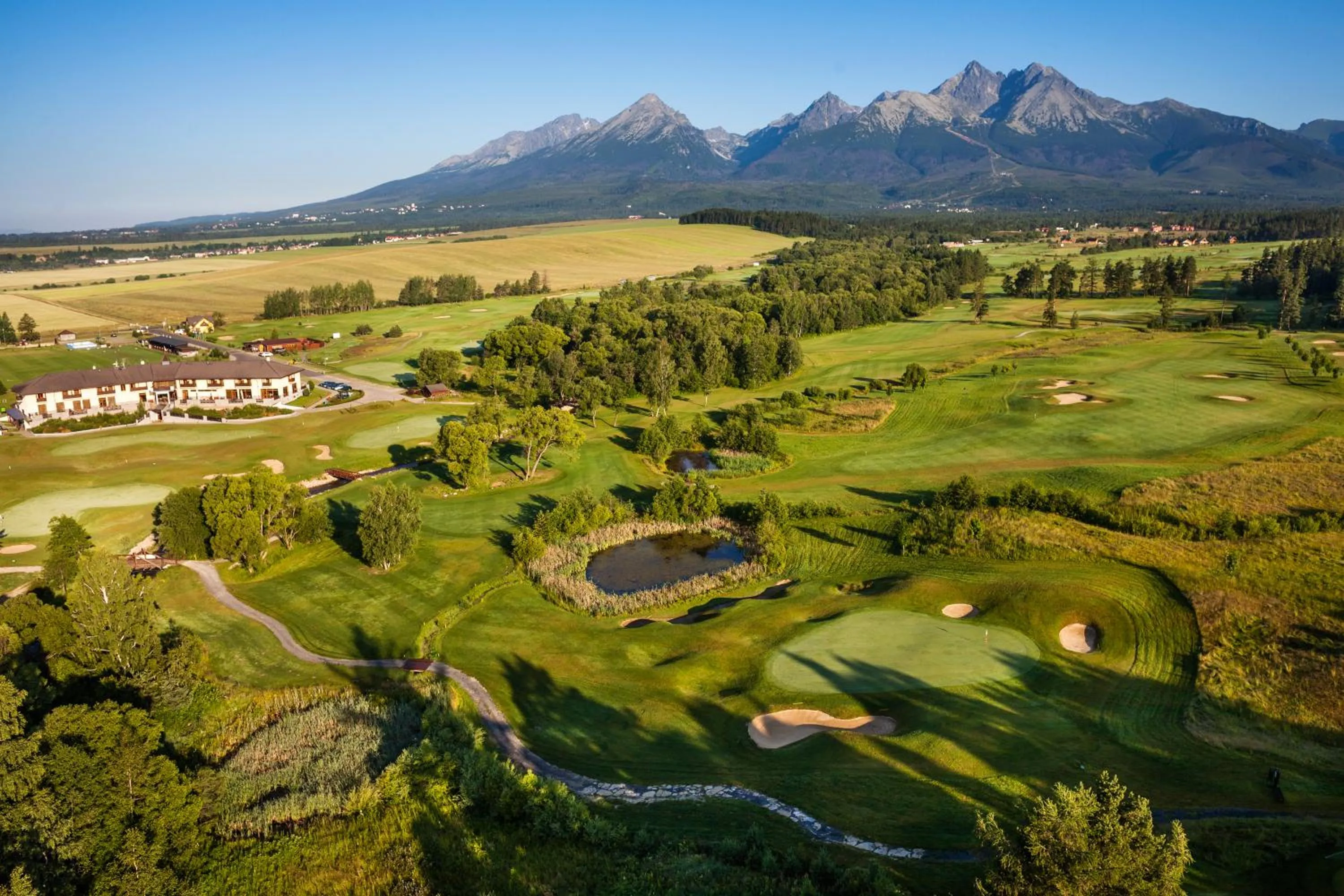 Property building in Hotel International