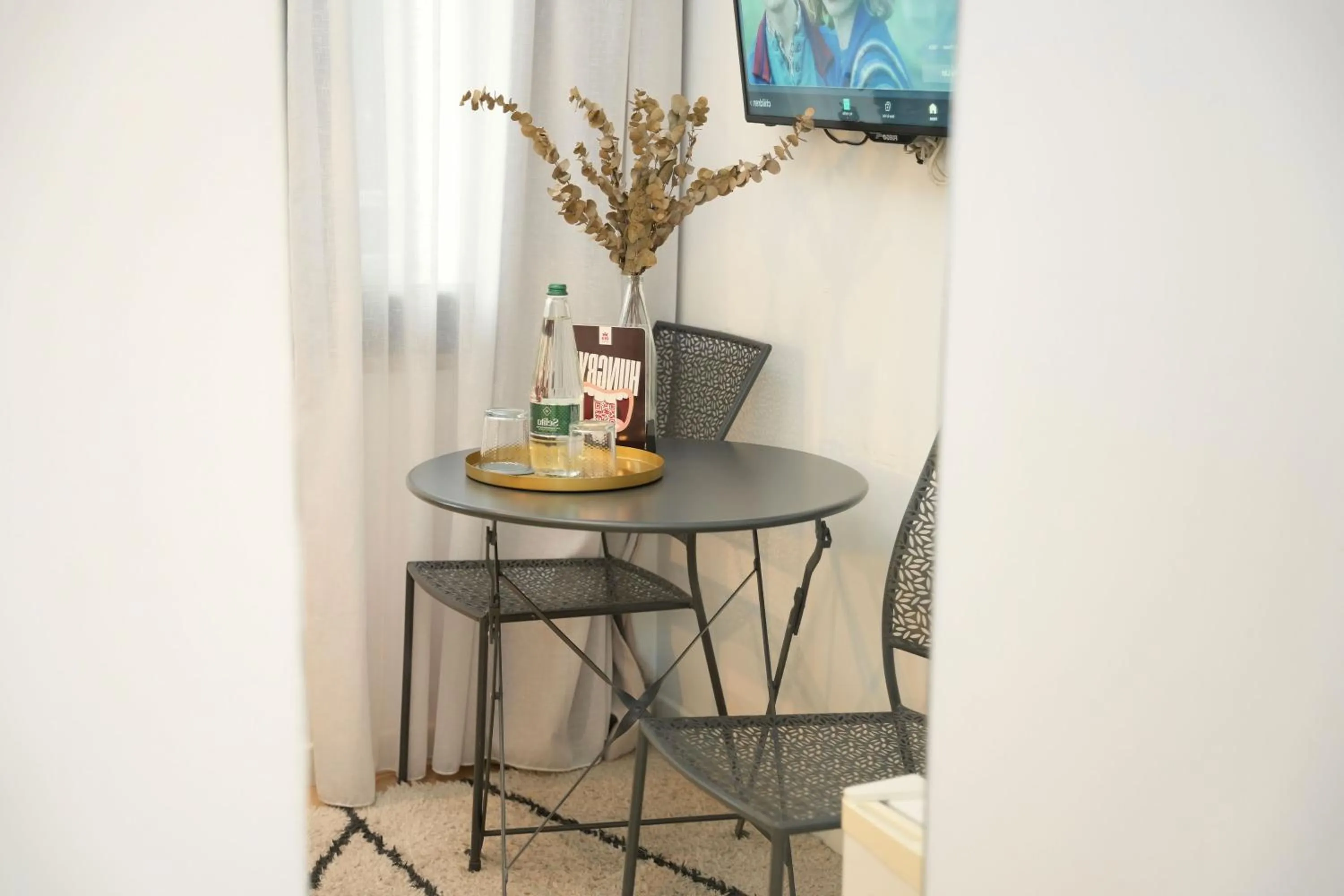 TV and multimedia in Rooftop Tirana