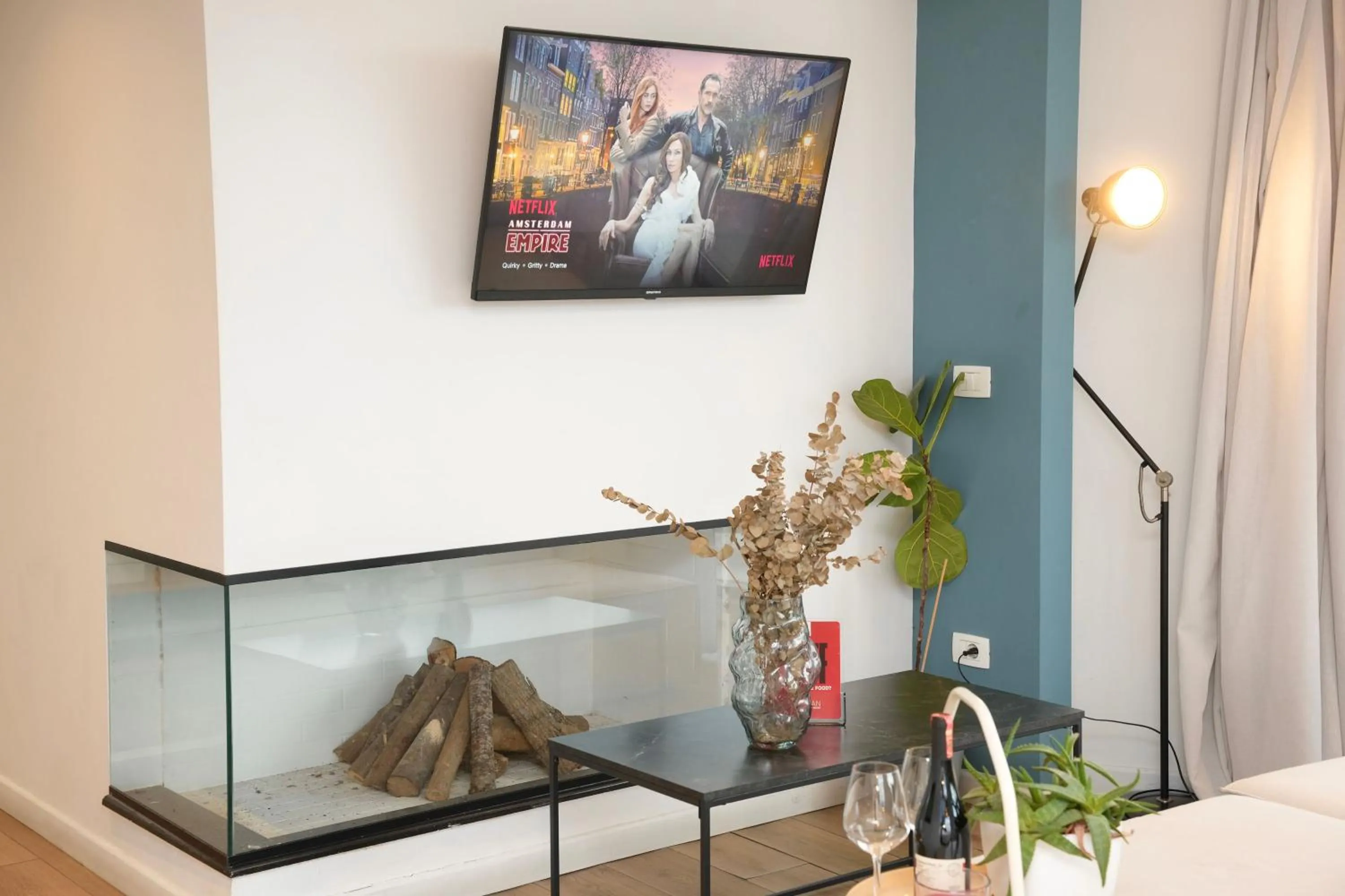 TV and multimedia, Bed in Rooftop Tirana