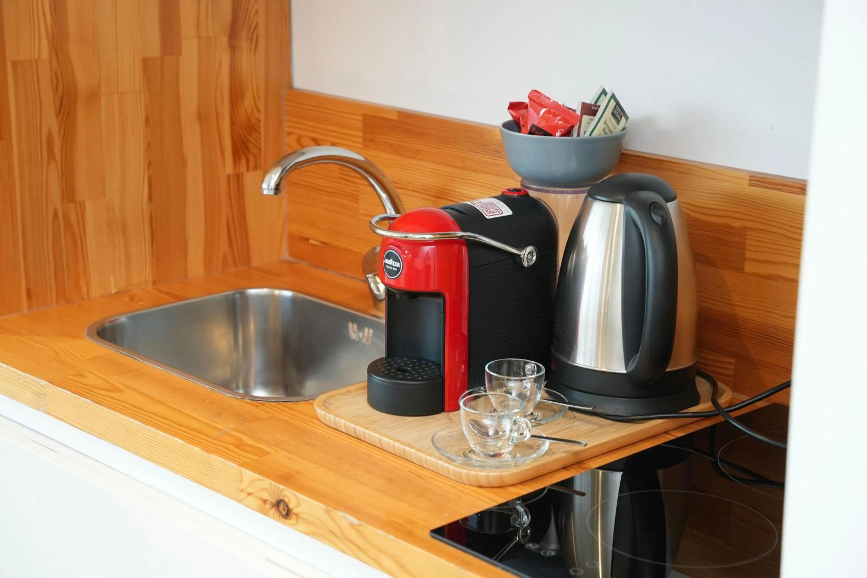 Coffee/tea facilities in Rooftop Tirana