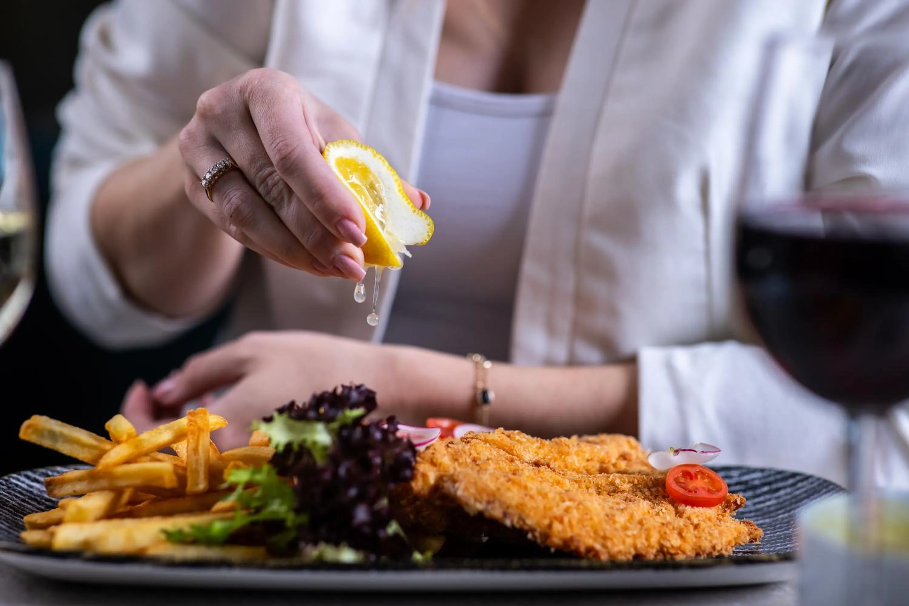 Restaurant/places to eat in Expo Tower by Mellow Mood Hotels