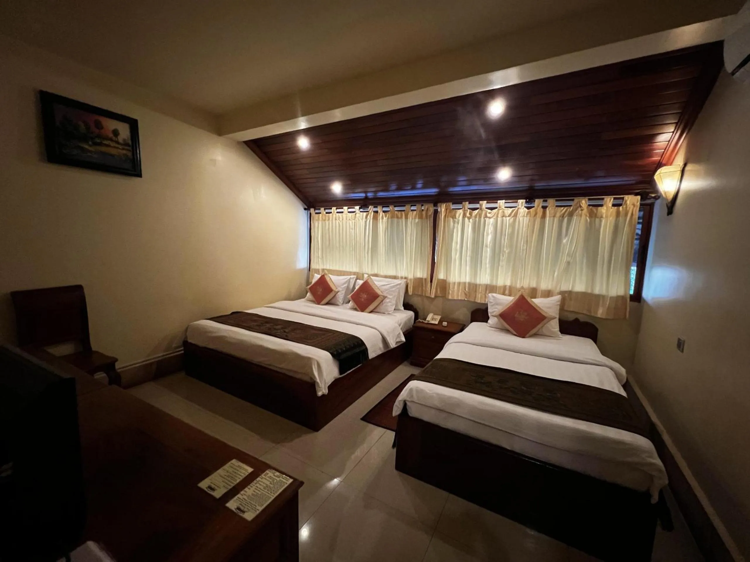 Deluxe Triple Room in Shining Angkor Apartment Hotel