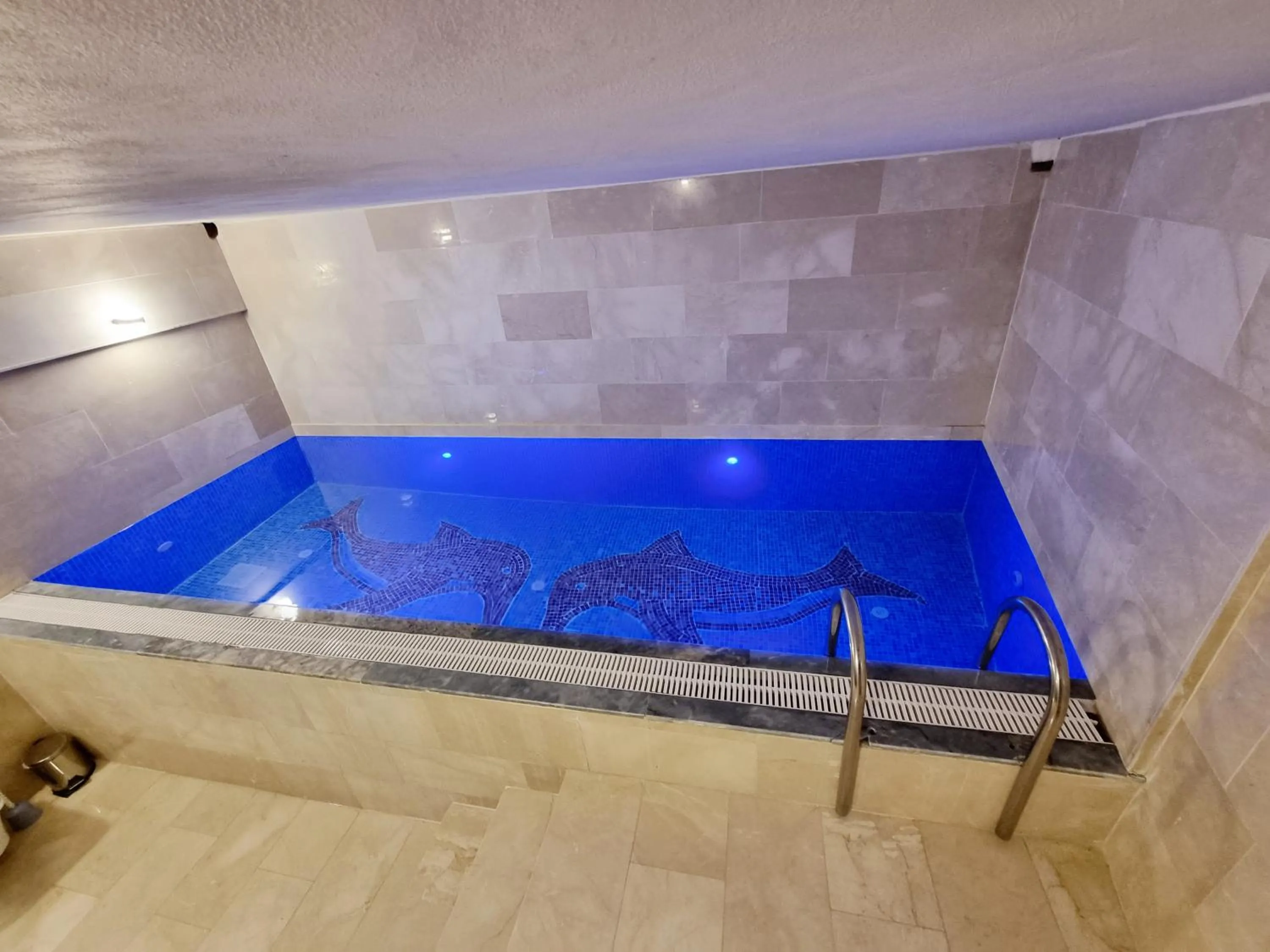 Swimming pool in Cappadocia Caves Hotel