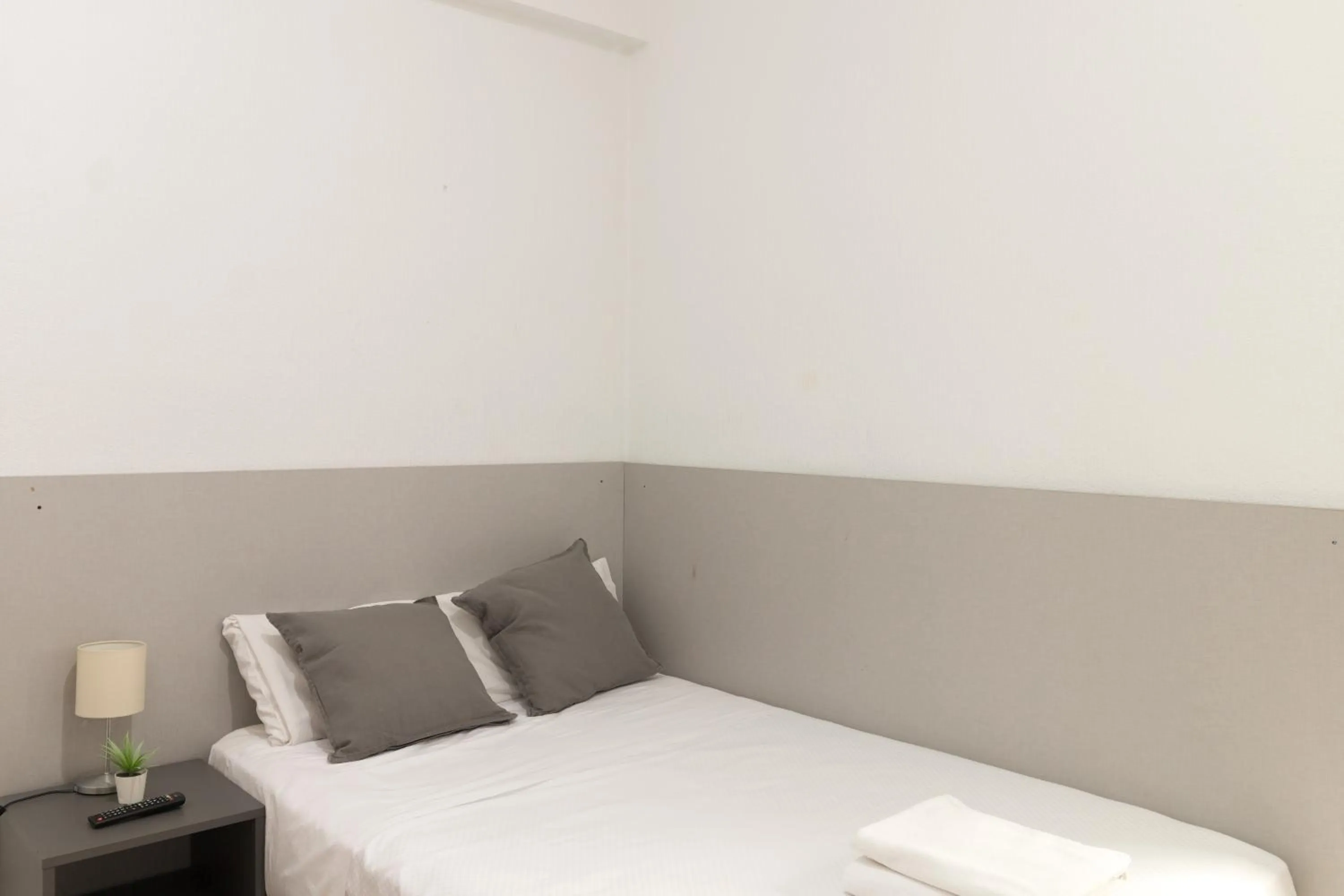 Bed in Pensión Arias